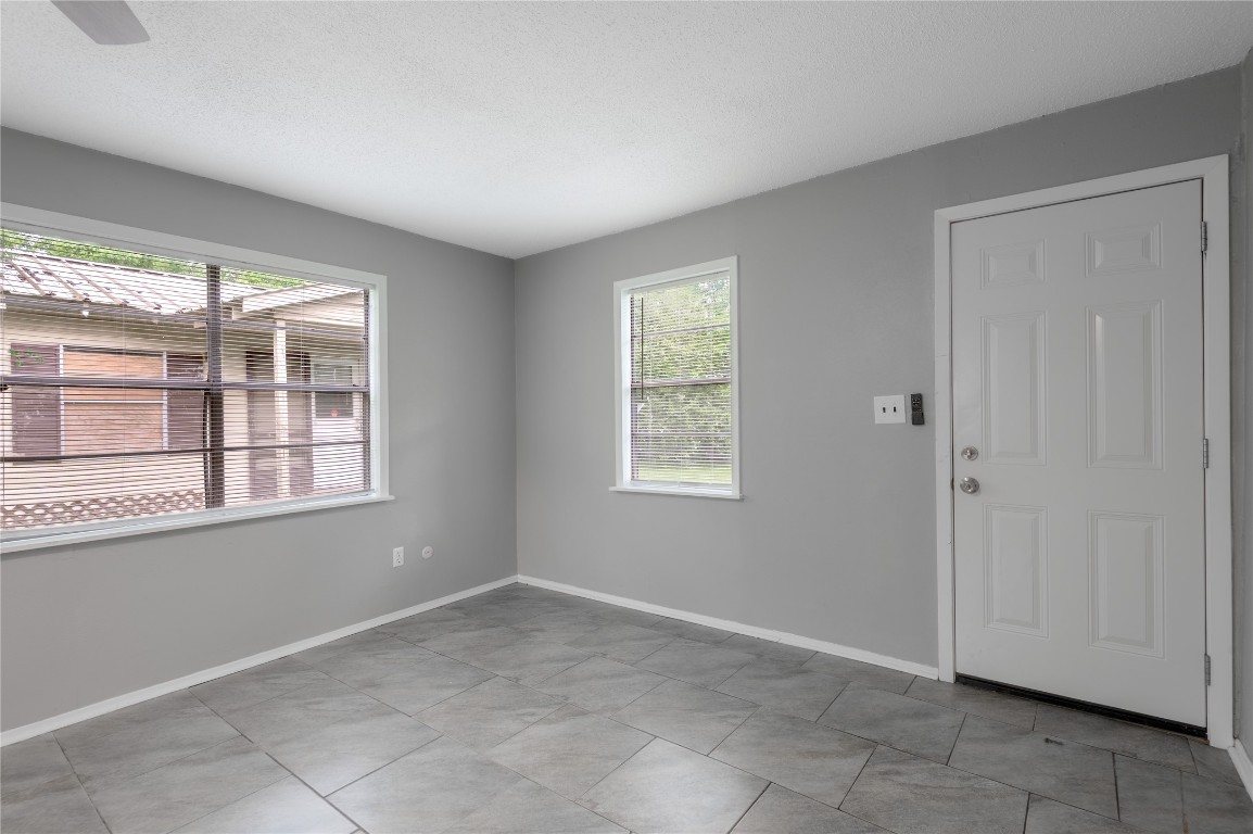 700 Gray Street 2 Property Photo 6