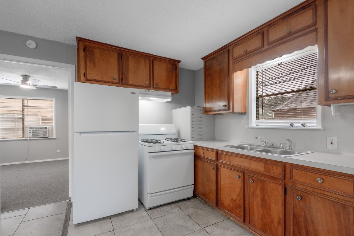 700 Gray Street 2 Property Photo 7
