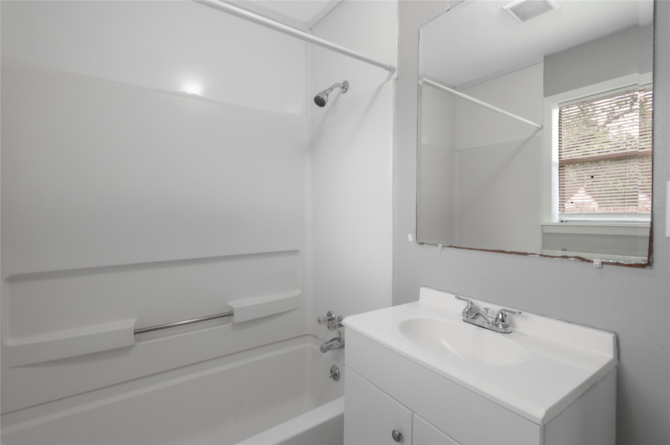 700 Gray Street 2 Property Photo 11