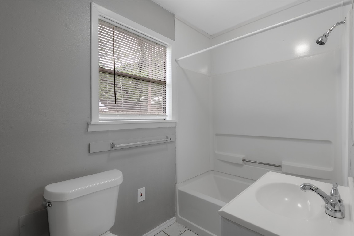 700 Gray Street 2 Property Photo 13