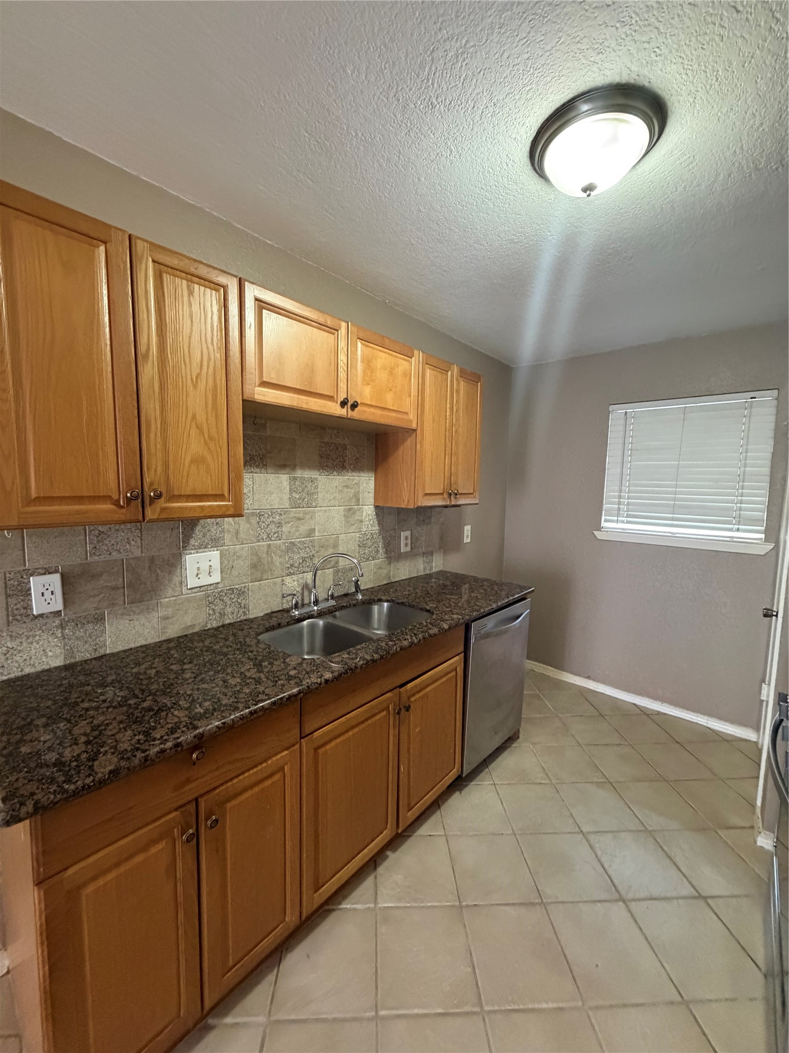 19419 Cypress River Drive Property Photo 3