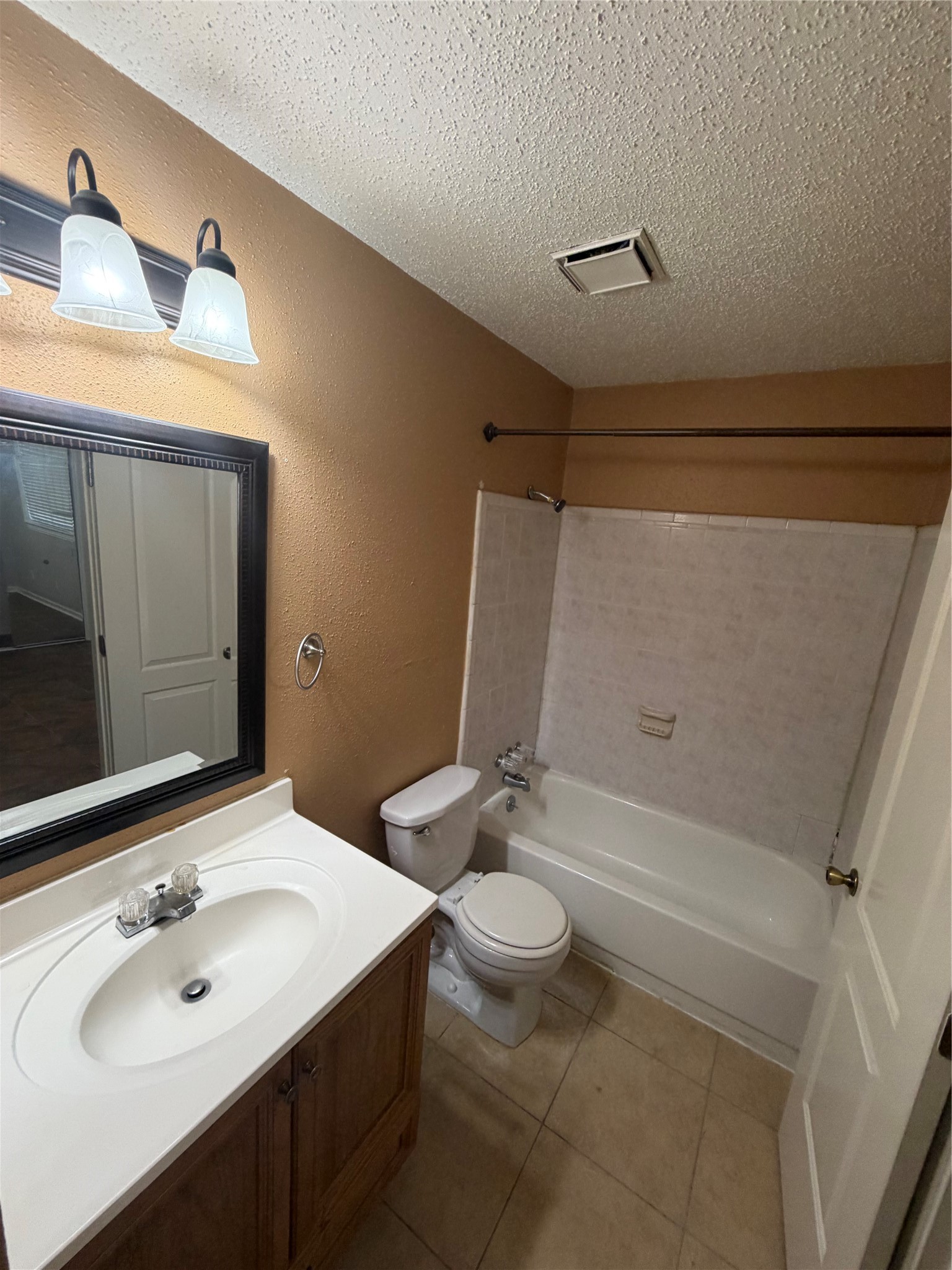 19419 Cypress River Drive Property Photo 6