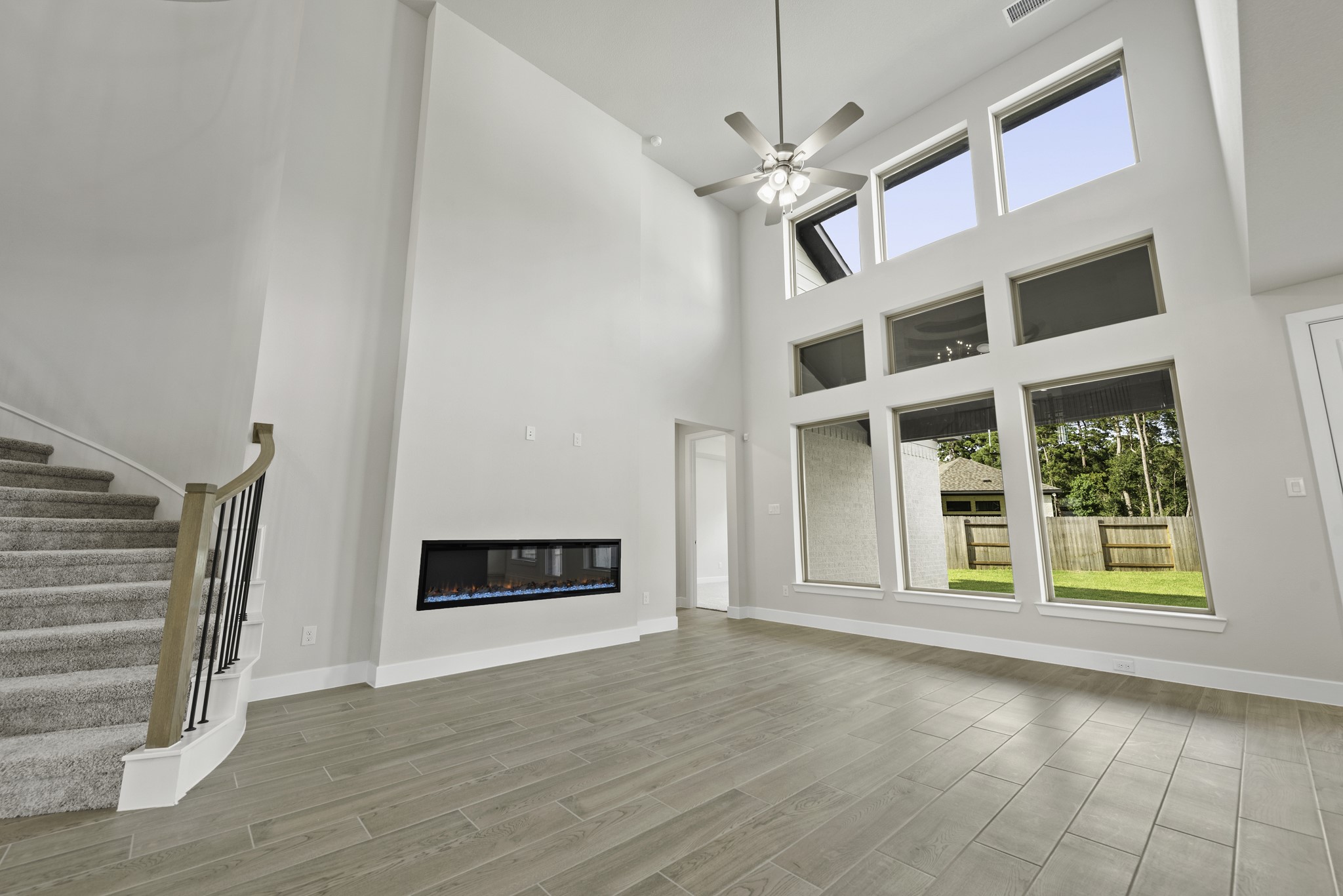 212 Silver Sage Court Property Photo 4