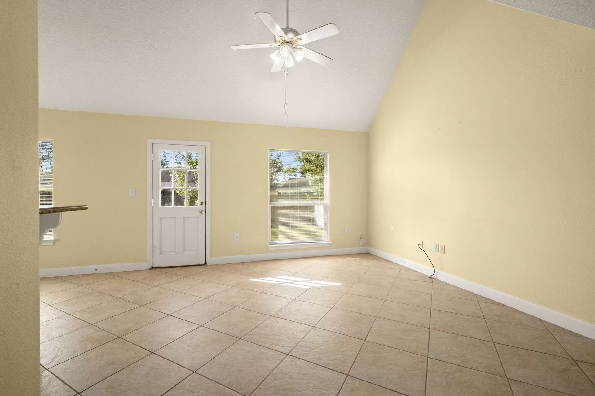 3212 Glastonbury Drive Property Photo 7