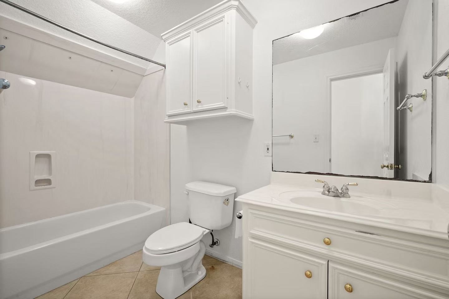 3212 Glastonbury Drive Property Photo 20