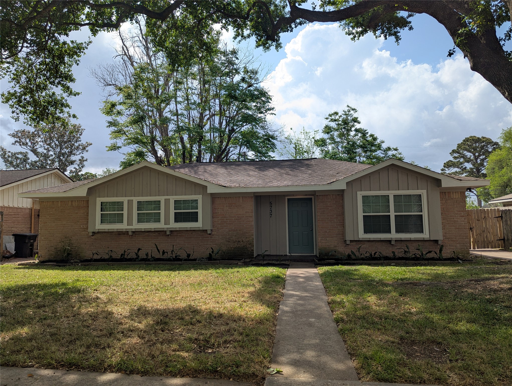 5737 Alvarado Drive Property Photo 1