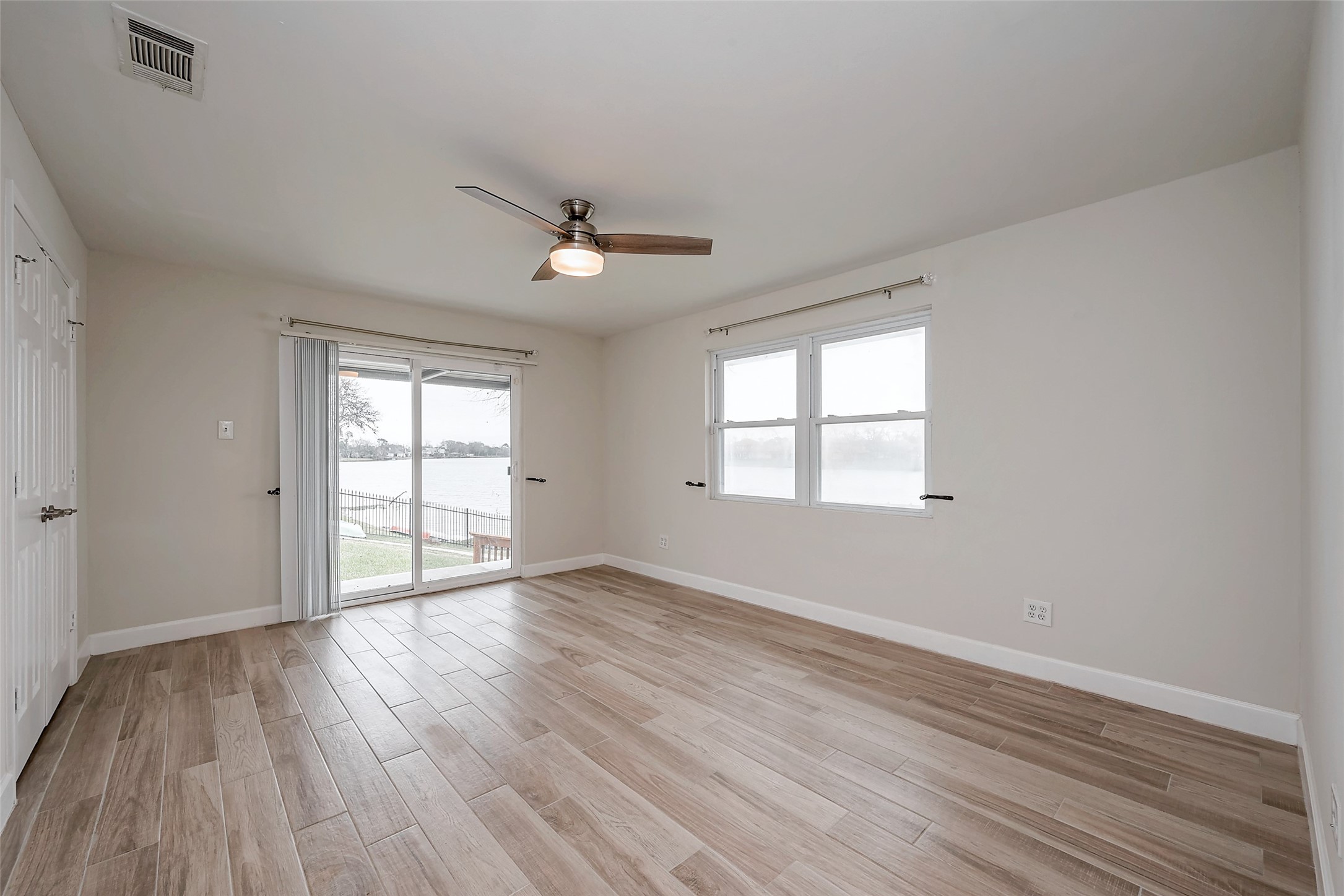 414 Lakeview Drive Property Photo 12