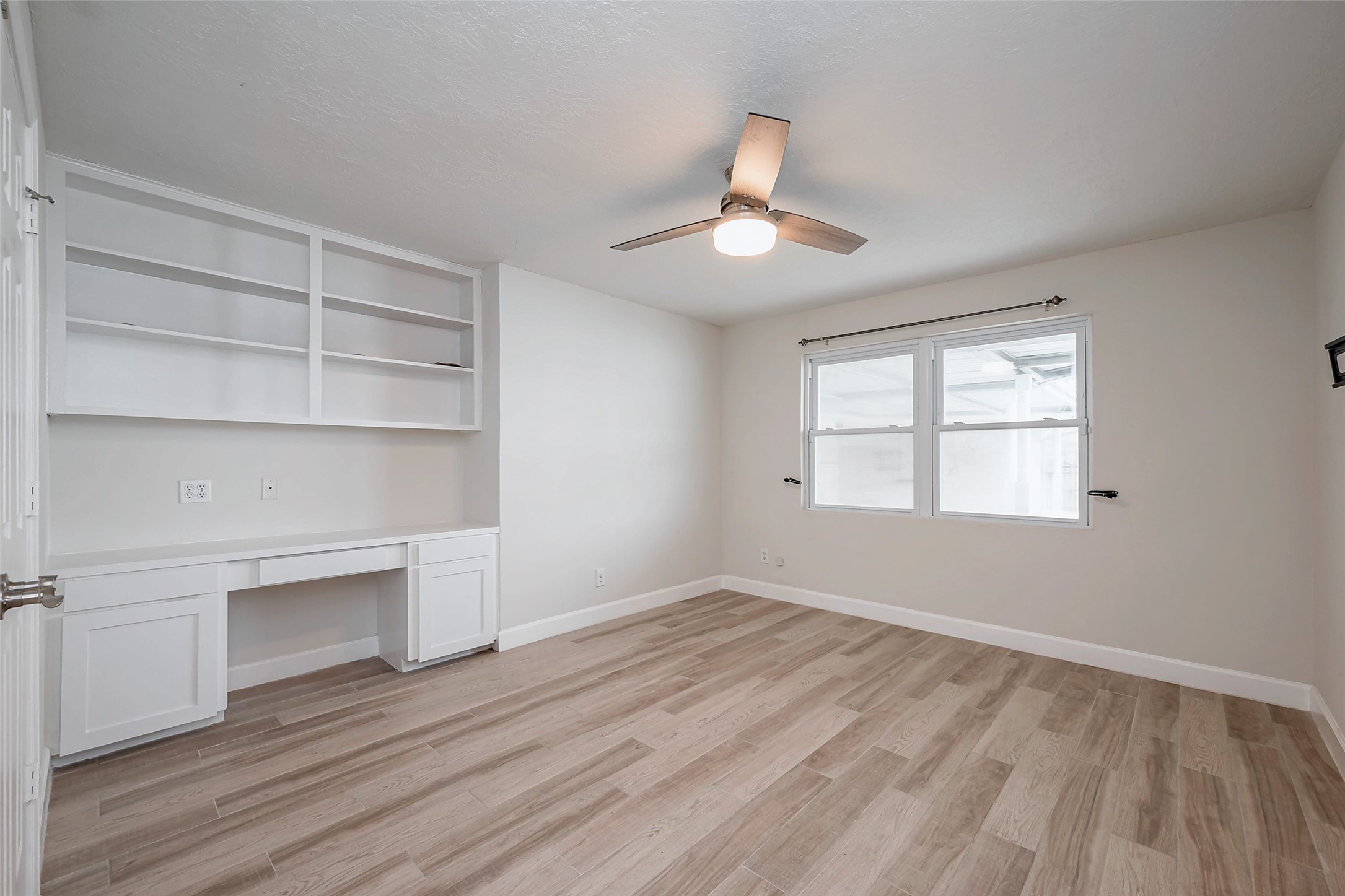 414 Lakeview Drive Property Photo 19