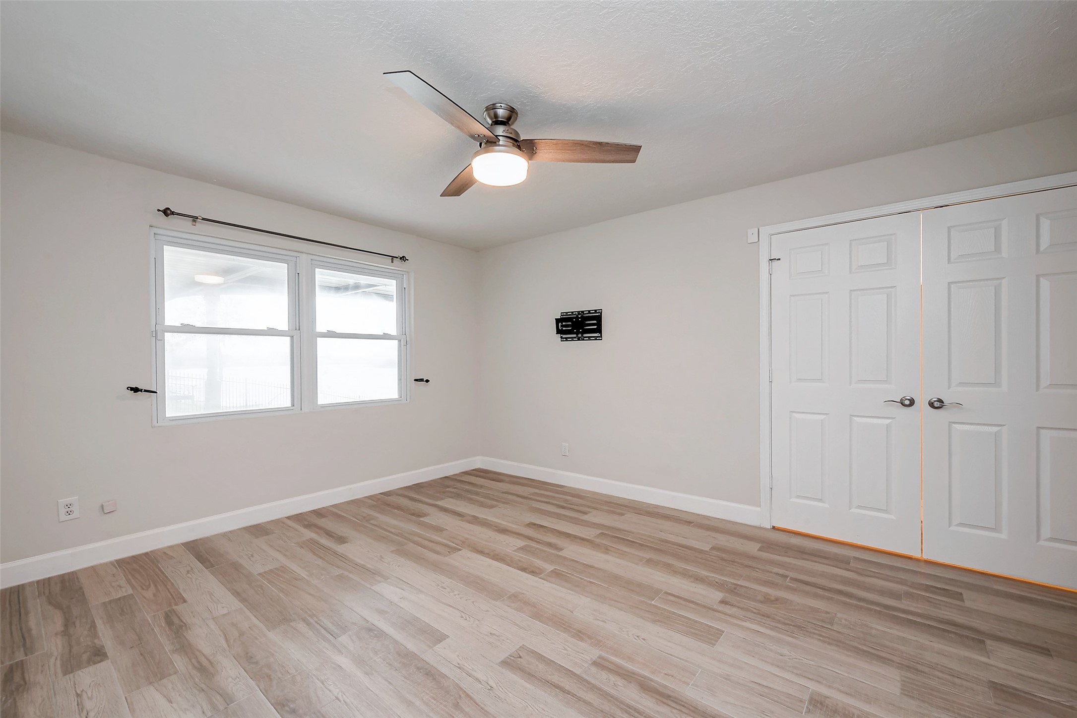 414 Lakeview Drive Property Photo 21