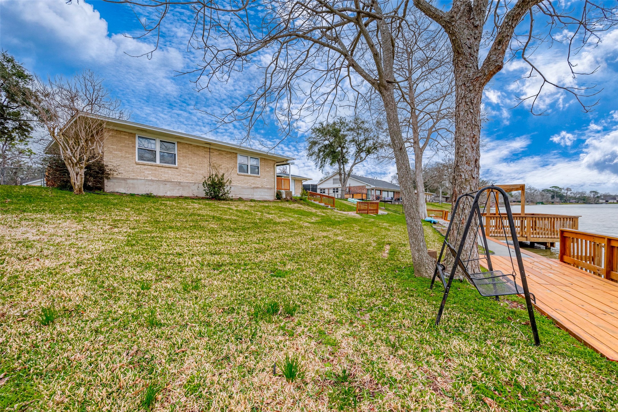 414 Lakeview Drive Property Photo 30