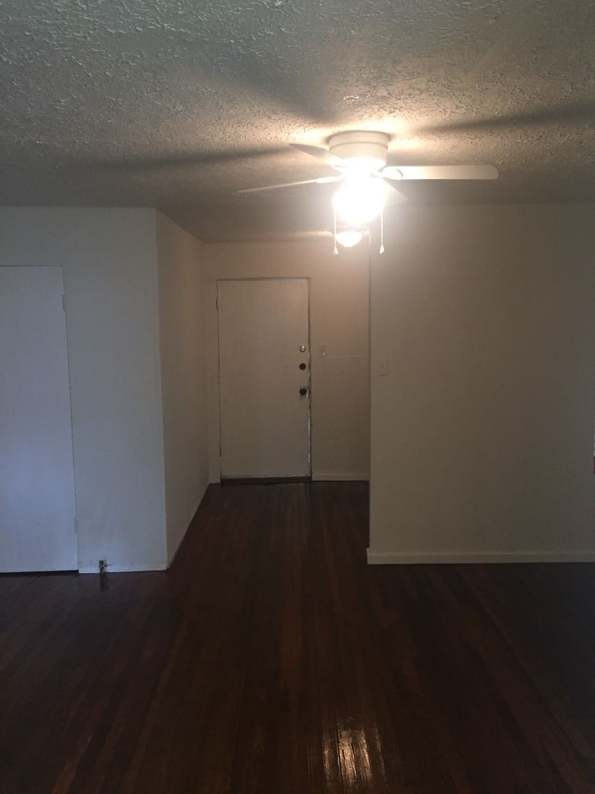 410 Enid Street 6 Property Photo 4