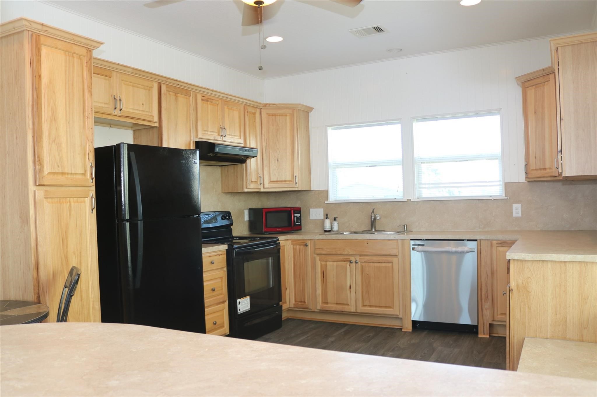 1506 Todville Road Property Photo 3