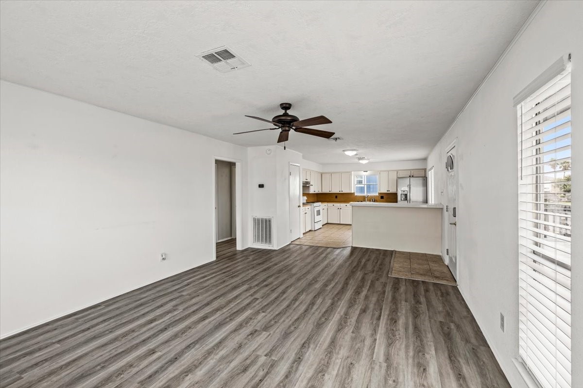 997 Redfish Street Property Photo 17
