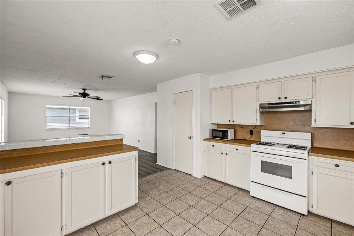 997 Redfish Street Property Photo 23