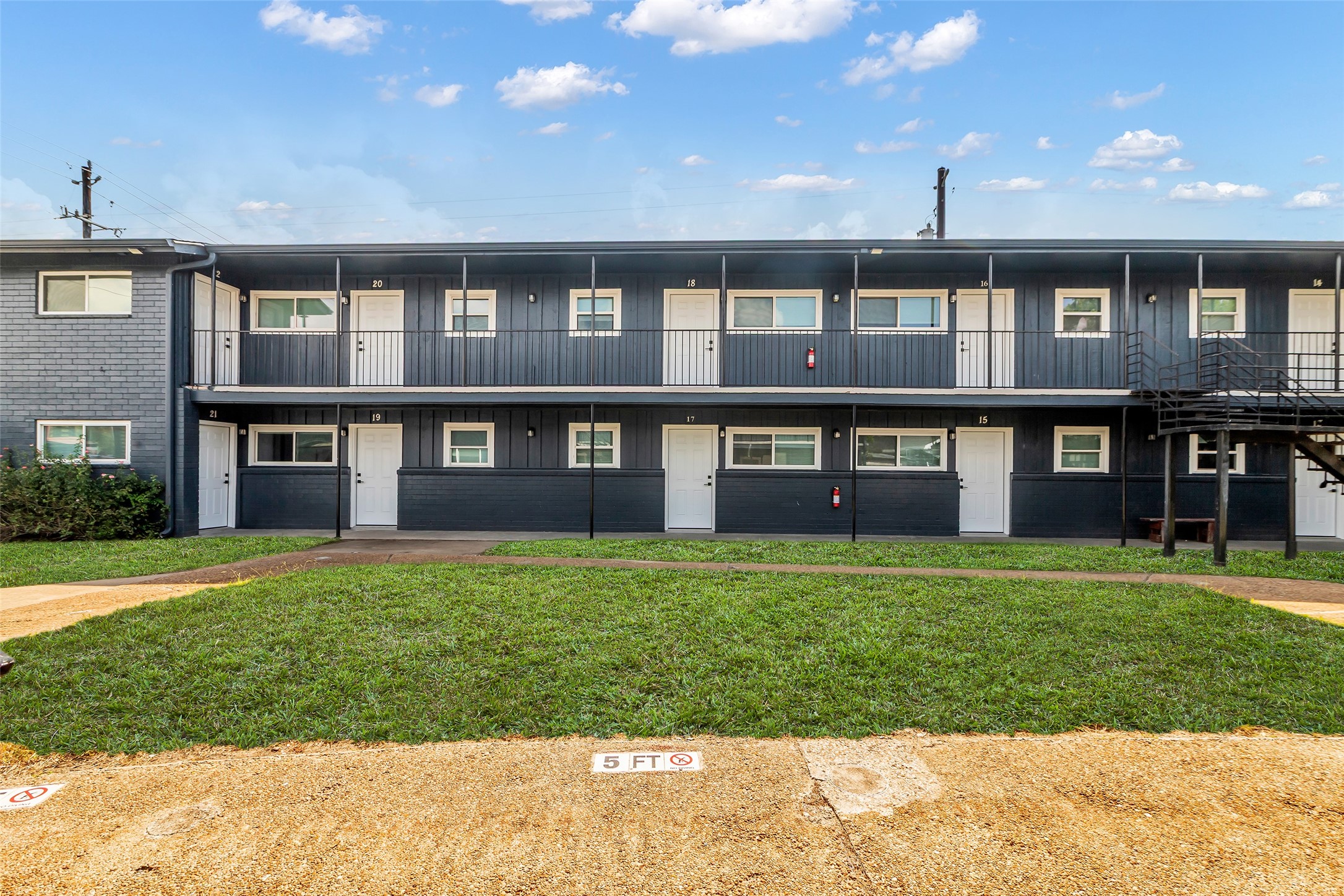 4706 Yellowstone Boulevard 2 Property Photo 6