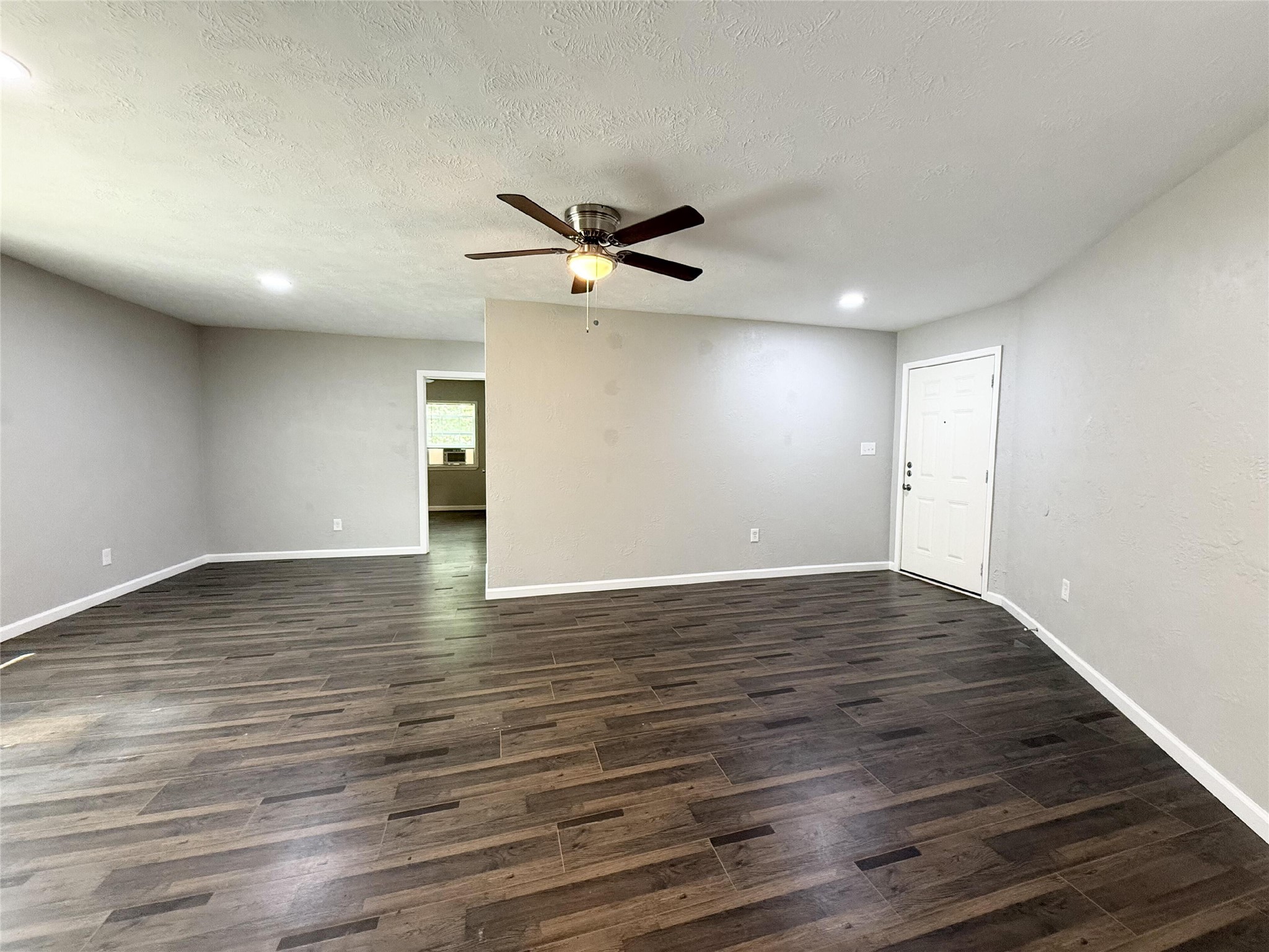 7515 Bayway Drive 3 Property Photo 3