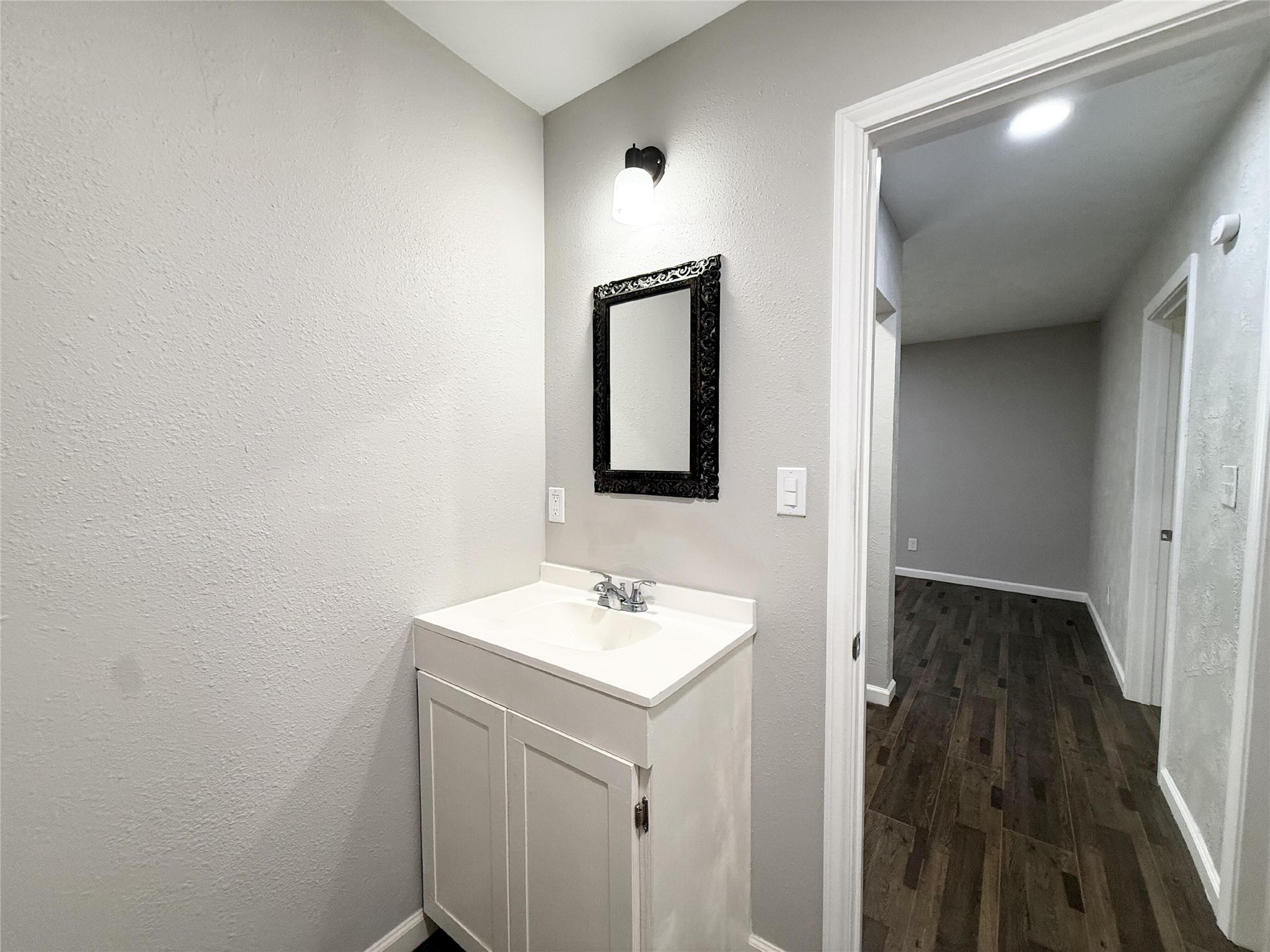 7515 Bayway Drive 3 Property Photo 12