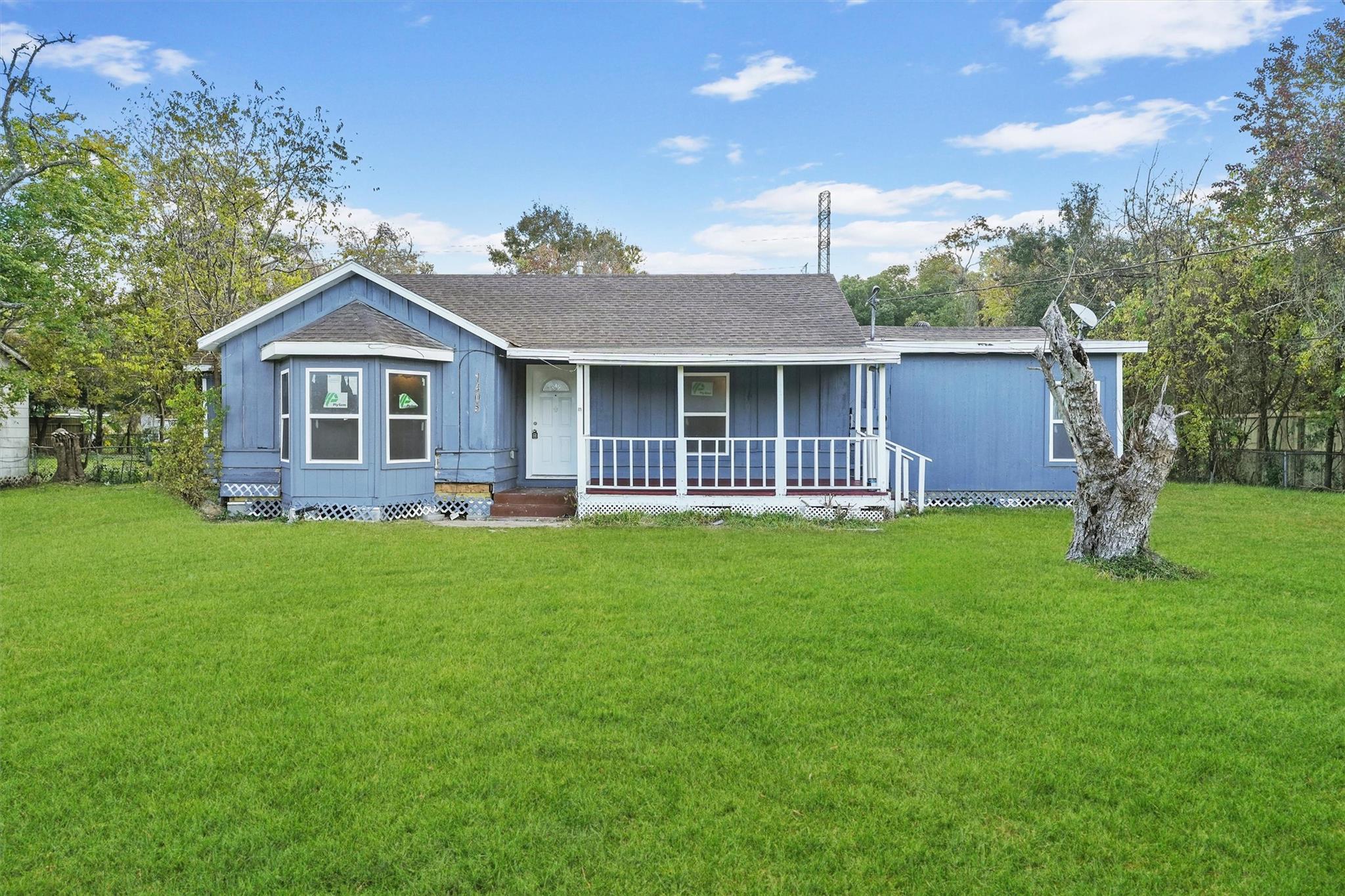 1405 Palm Street Property Photo 1