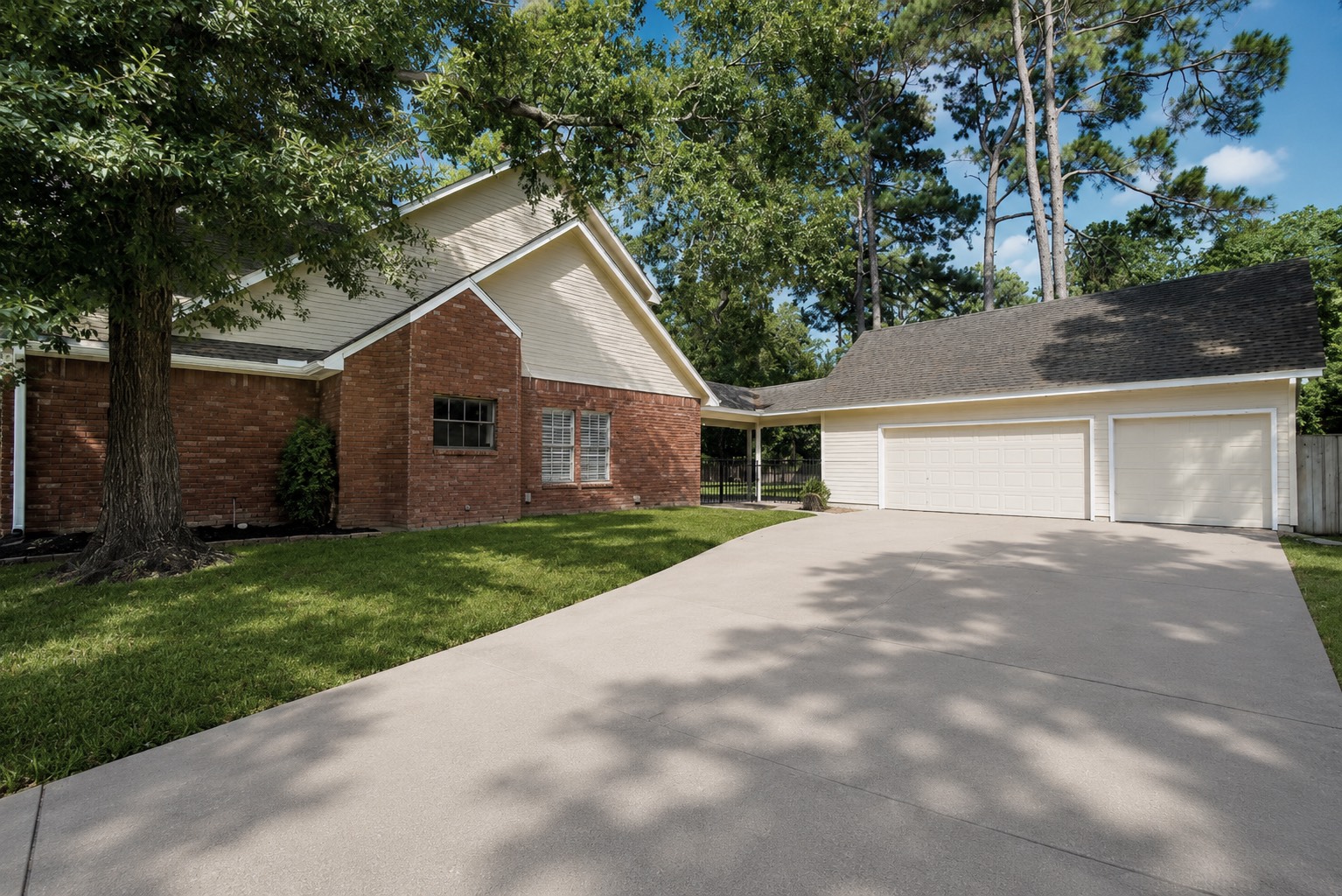 23022 Hampton Forest Lane Property Photo 28