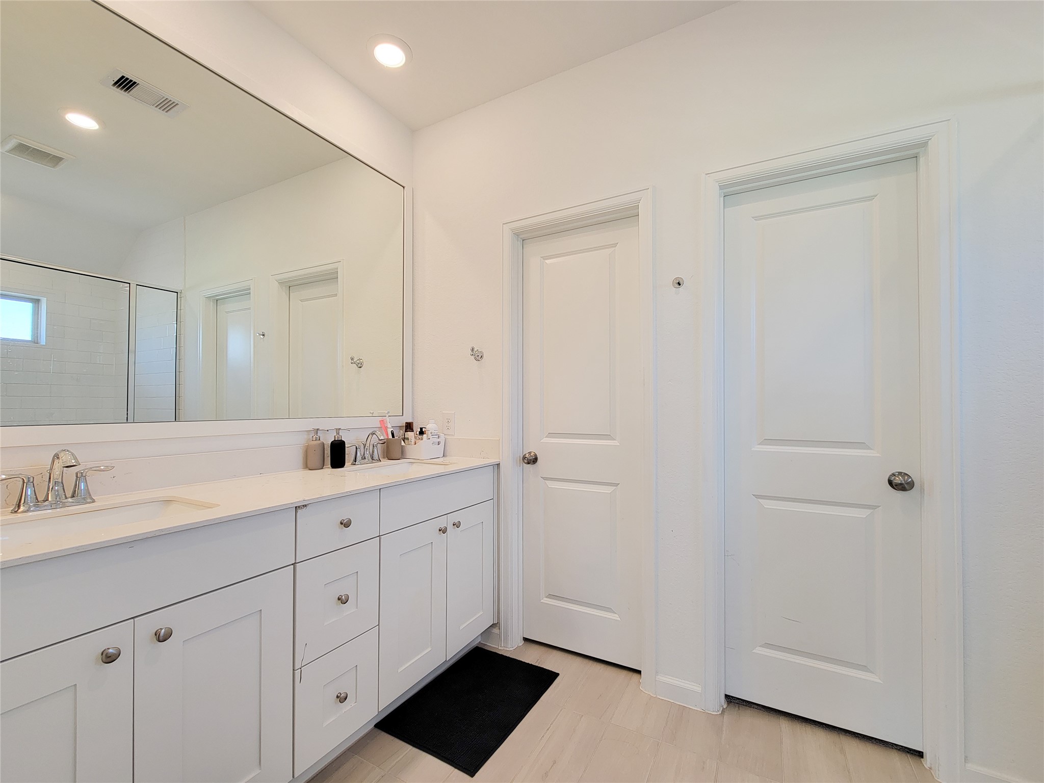 2403 Lemon Grass Drive Property Photo 22