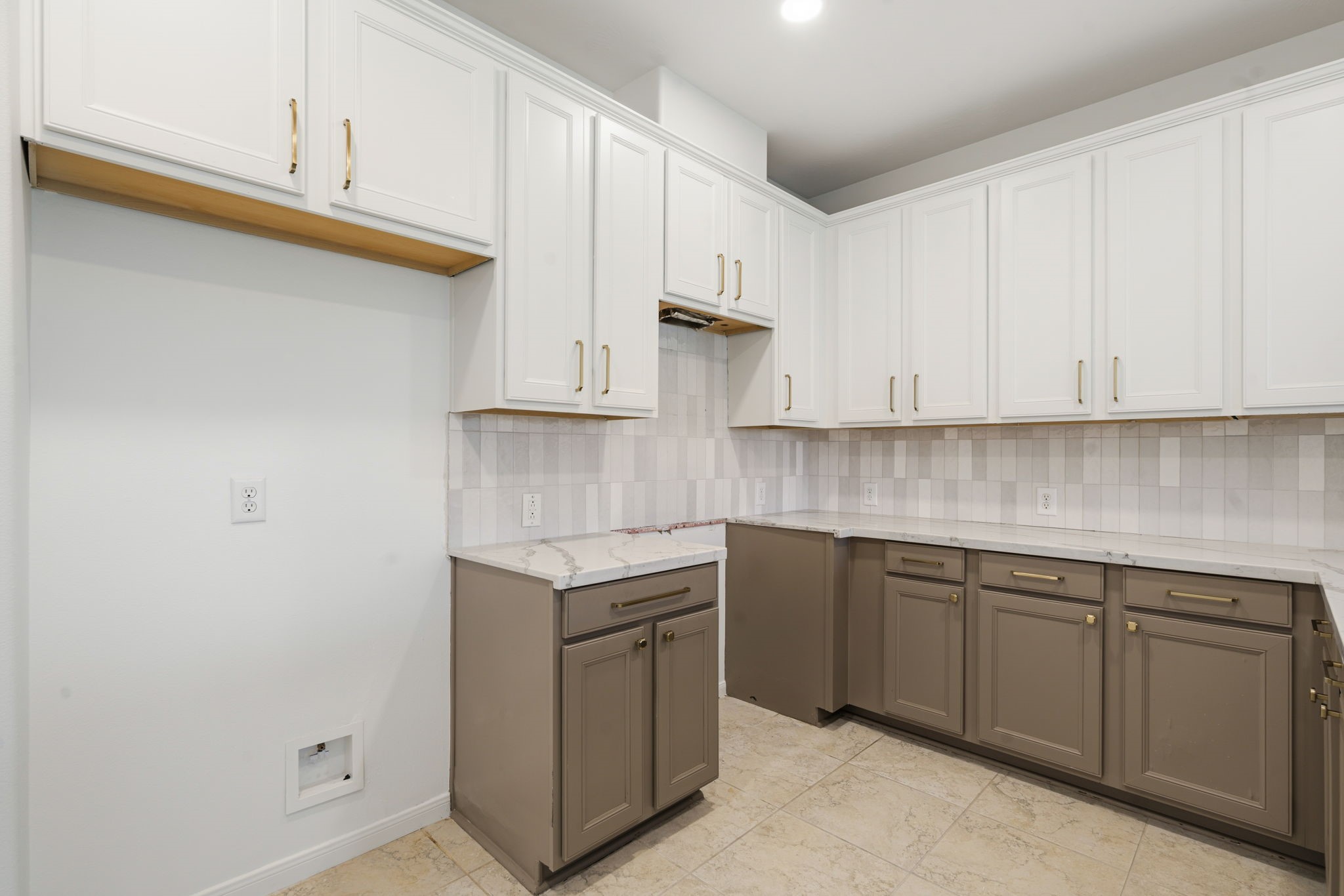 18714 Serenity Loch Drive Property Photo 12