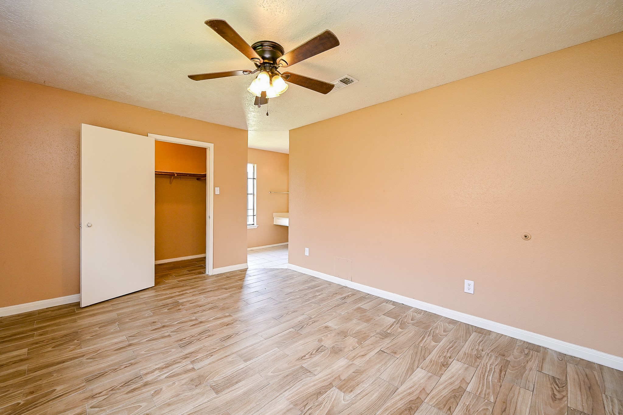 2667 Grand Canyon Drive Property Photo 19