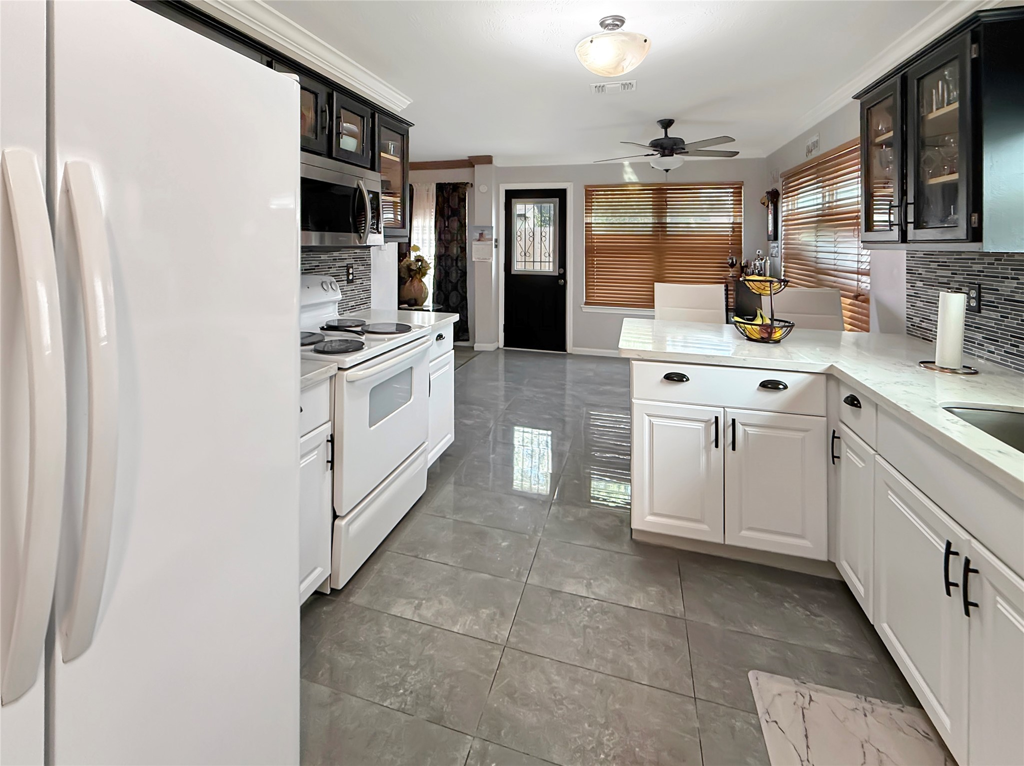 11119 Kentington Oak Drive Property Photo 8