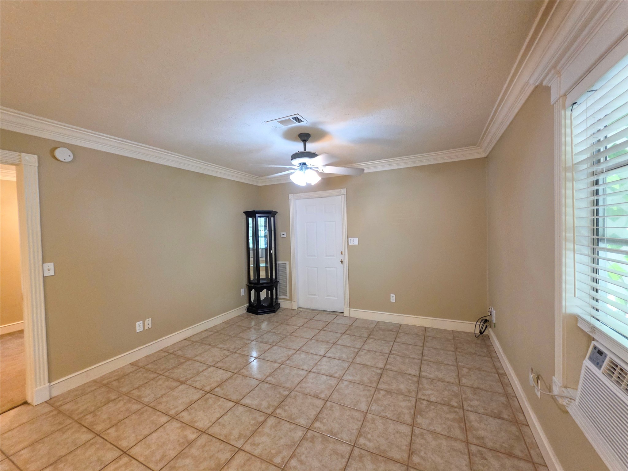 2506 Constantine Street Property Photo 42
