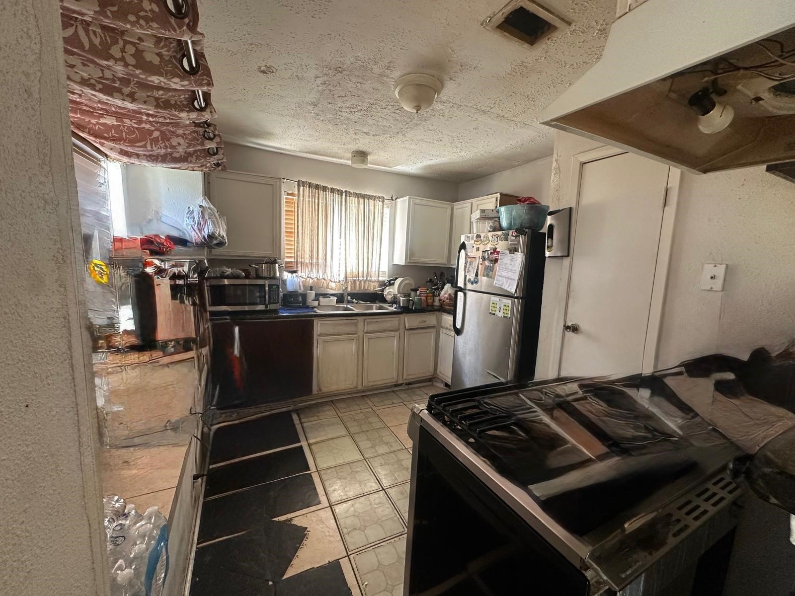 10026 Lasaber Court Property Photo 3