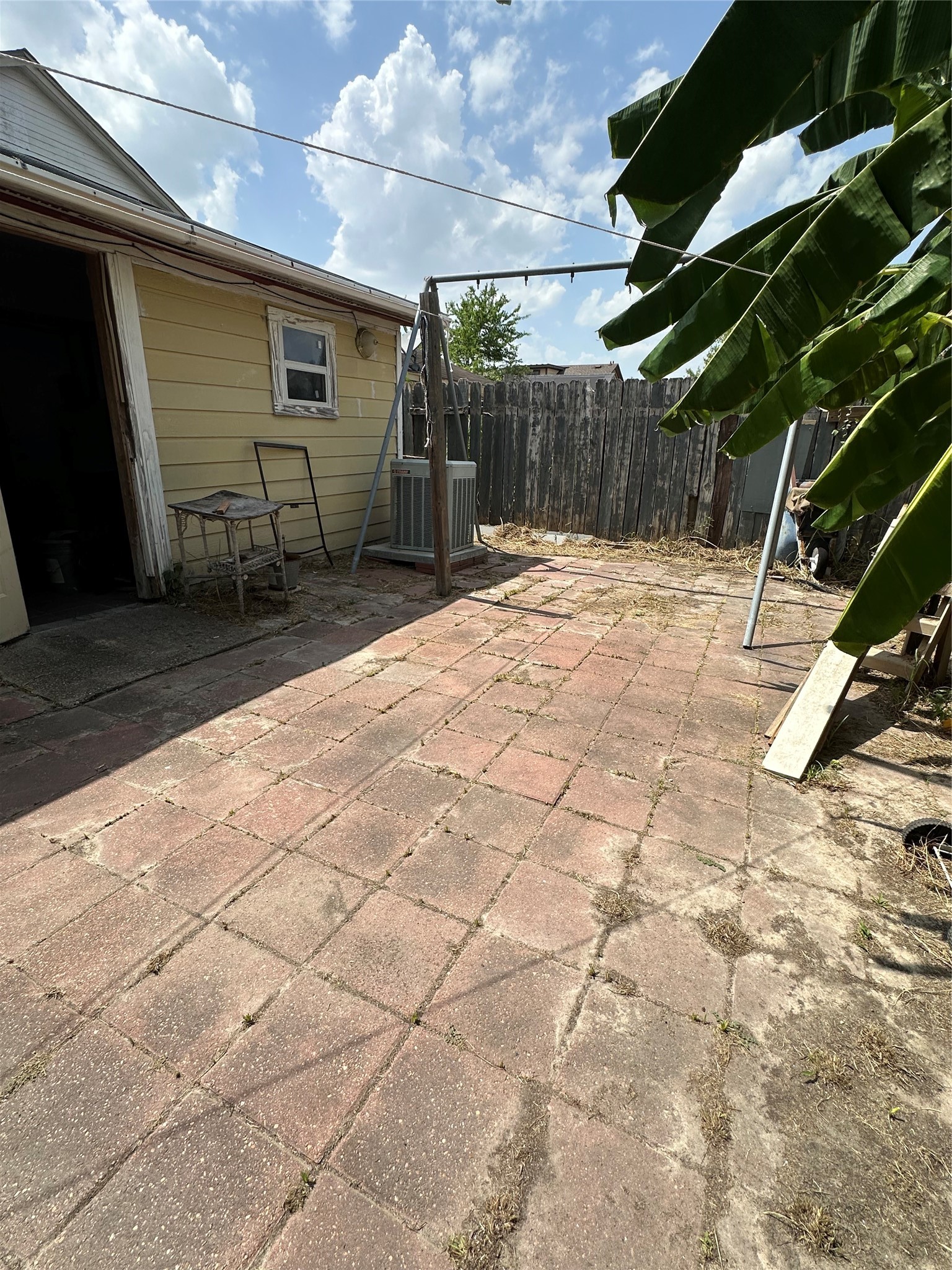 10026 Lasaber Court Property Photo 9