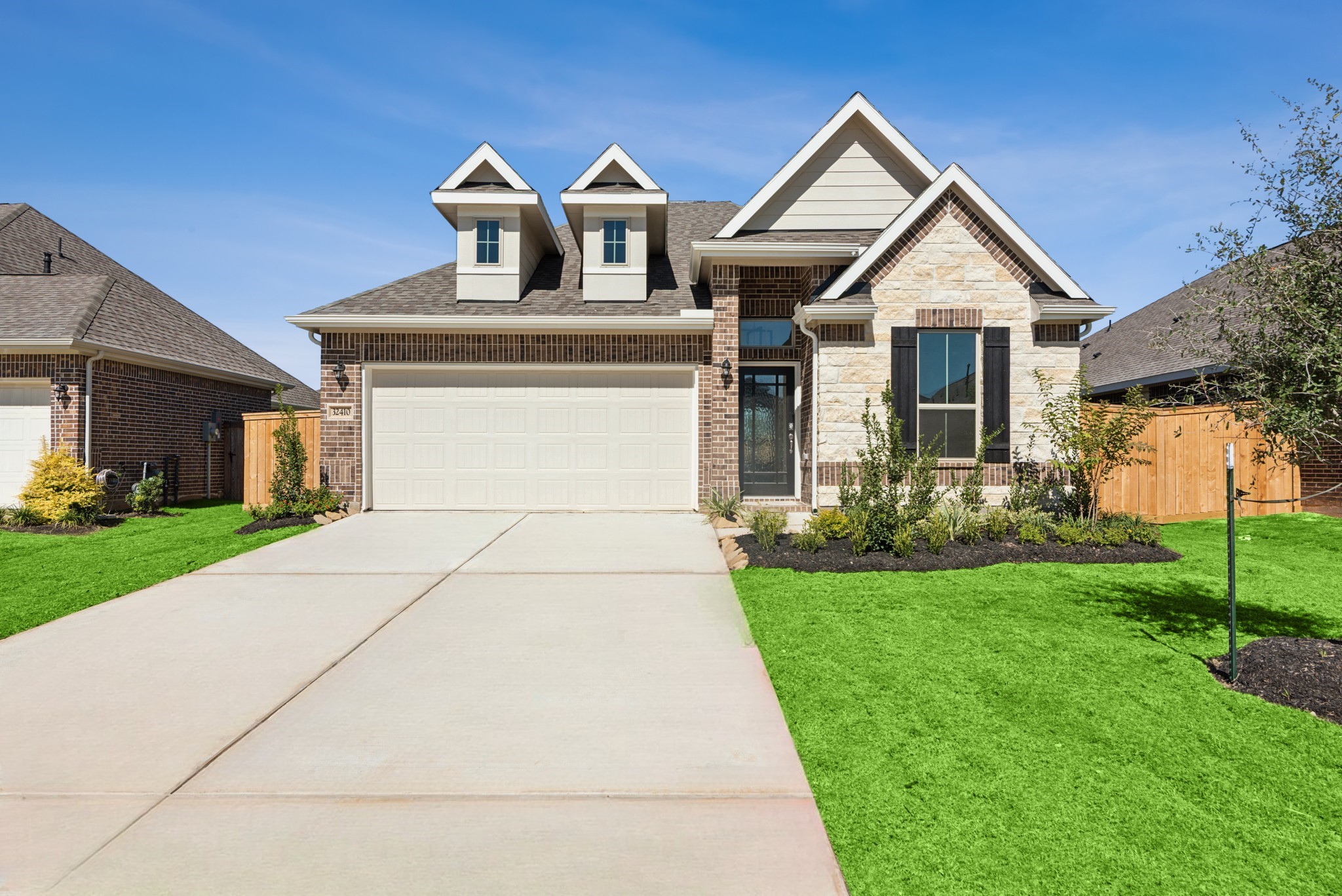 32410 Cedar Elm Drive Property Photo 1