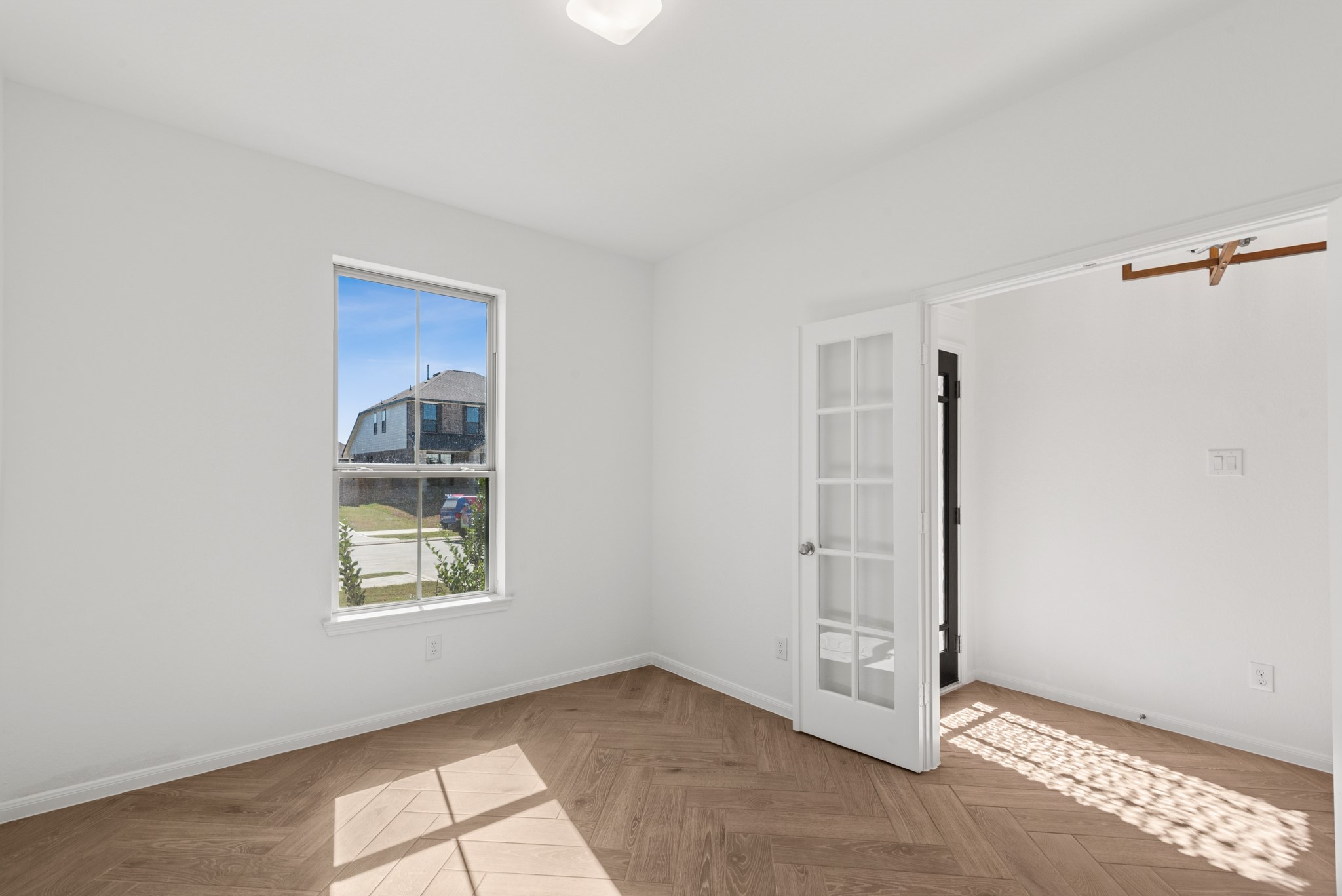 32410 Cedar Elm Drive Property Photo 4