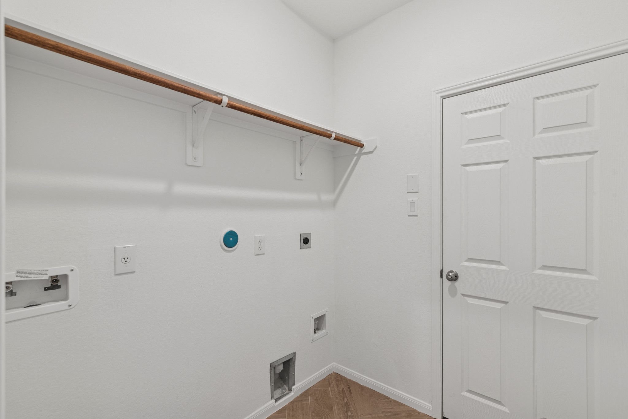 32410 Cedar Elm Drive Property Photo 19