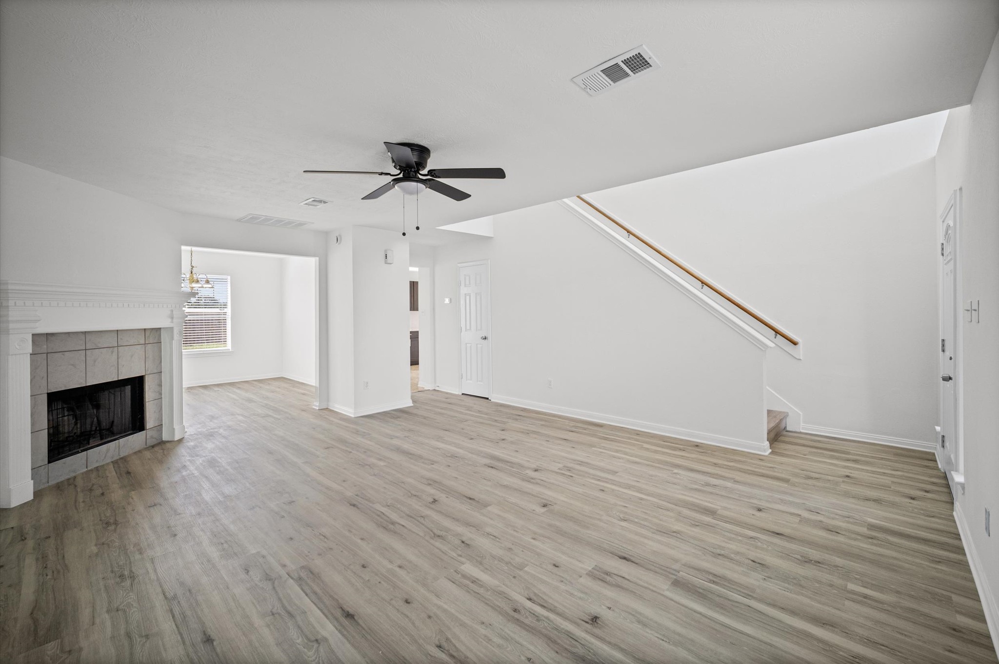 17023 Great Glen Drive Property Photo 9