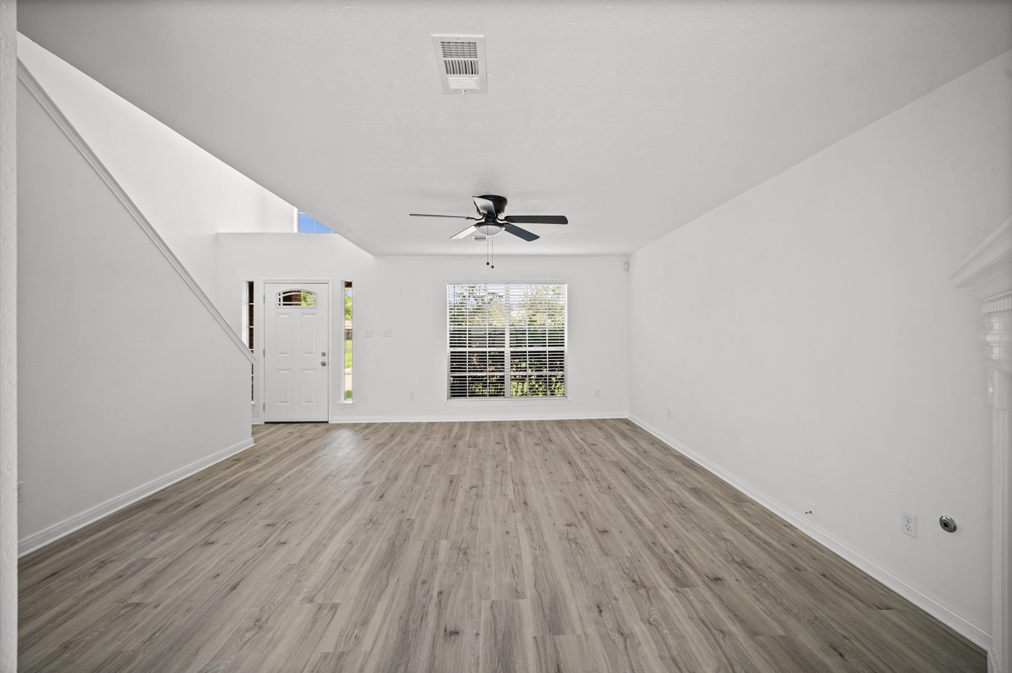 17023 Great Glen Drive Property Photo 16