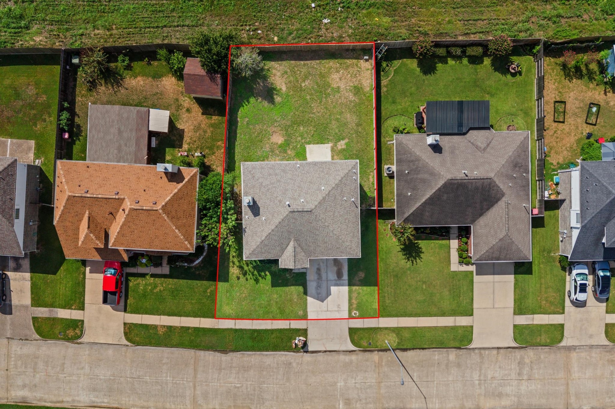 17023 Great Glen Drive Property Photo 30
