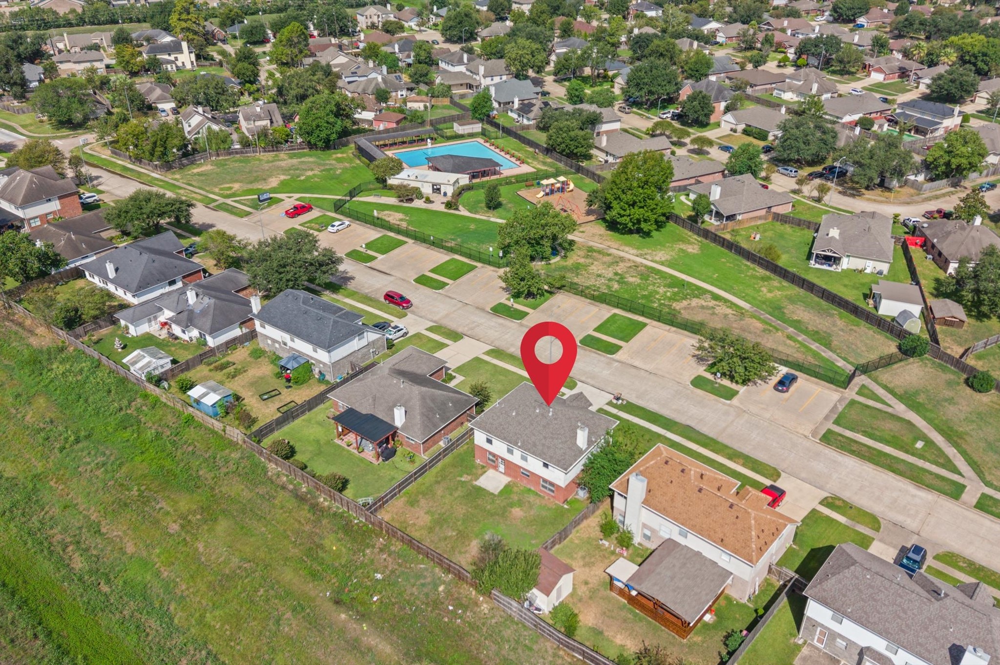 17023 Great Glen Drive Property Photo 32