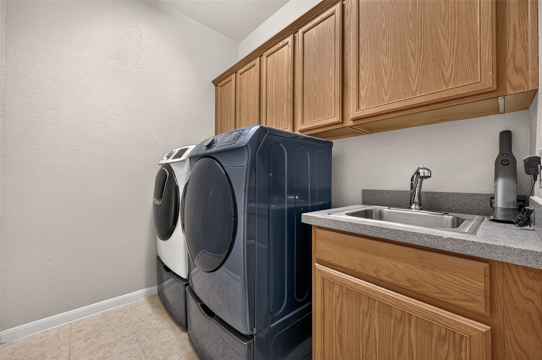 9614 Hideaway Green Drive Property Photo 30