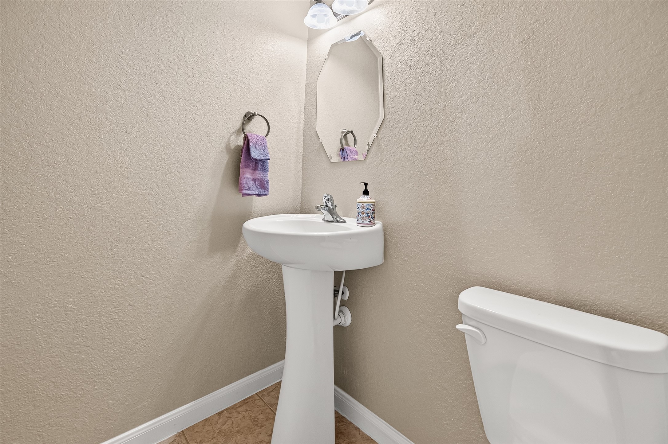 9614 Hideaway Green Drive Property Photo 41