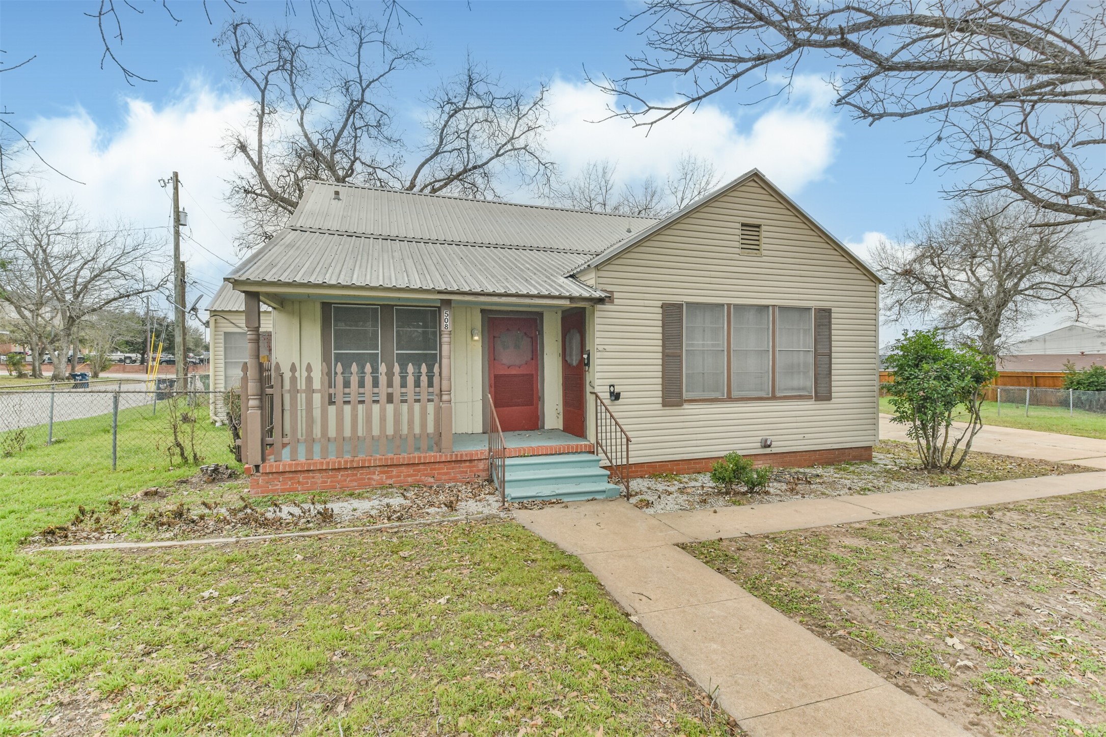 508 Texas Street Property Photo 2
