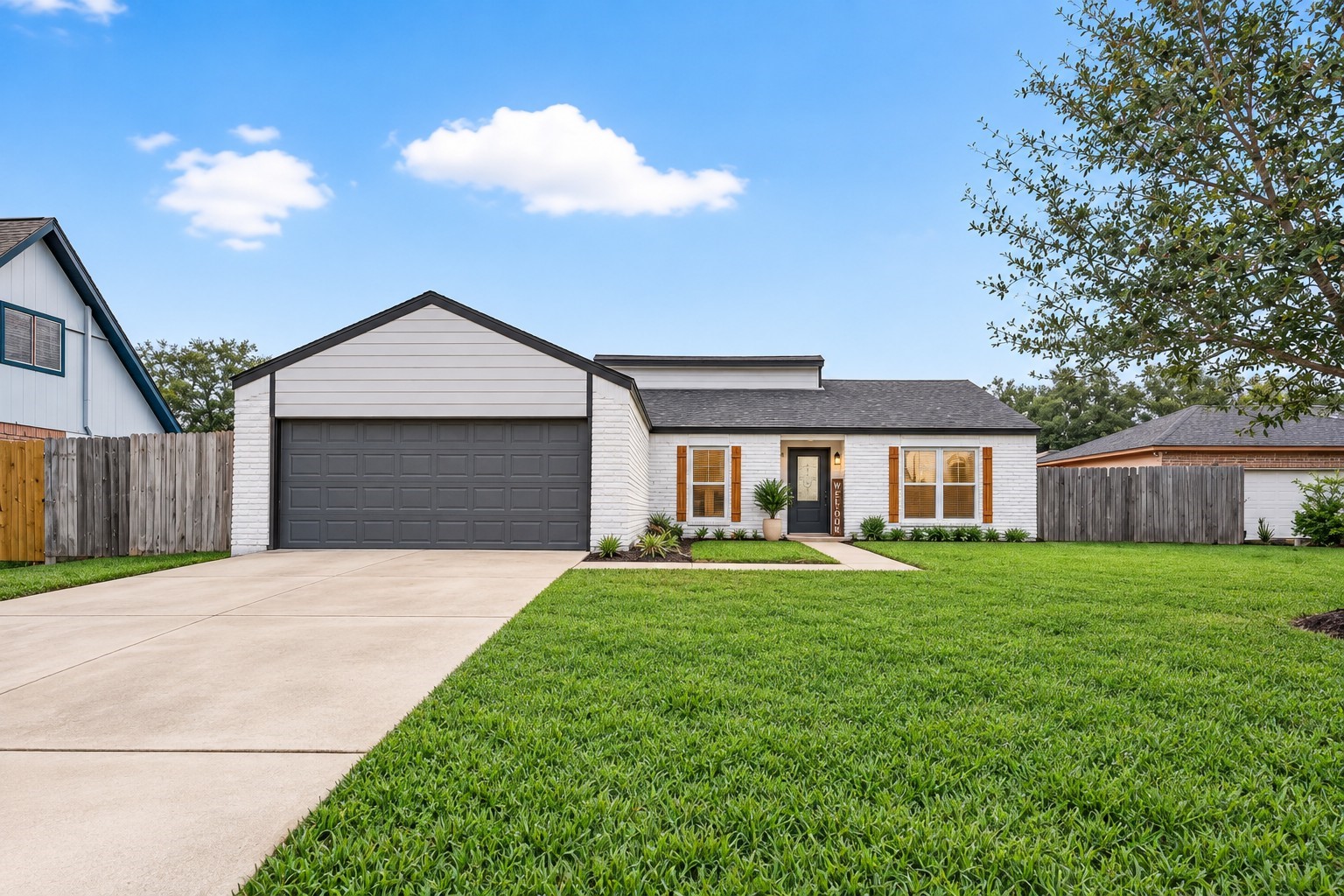 13110 Naples Lane Property Photo 1