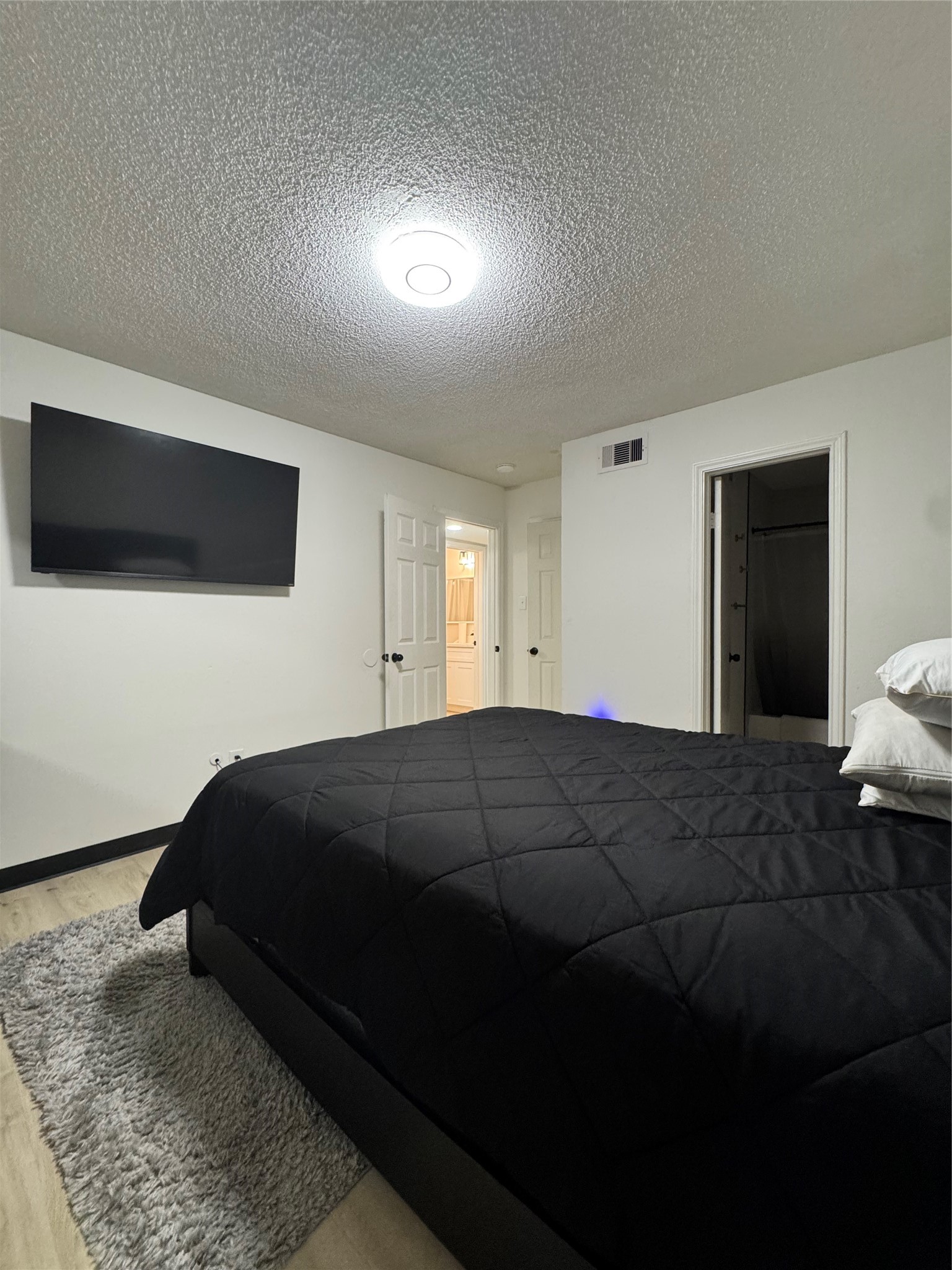1319 Brenda Lane B Property Photo 12