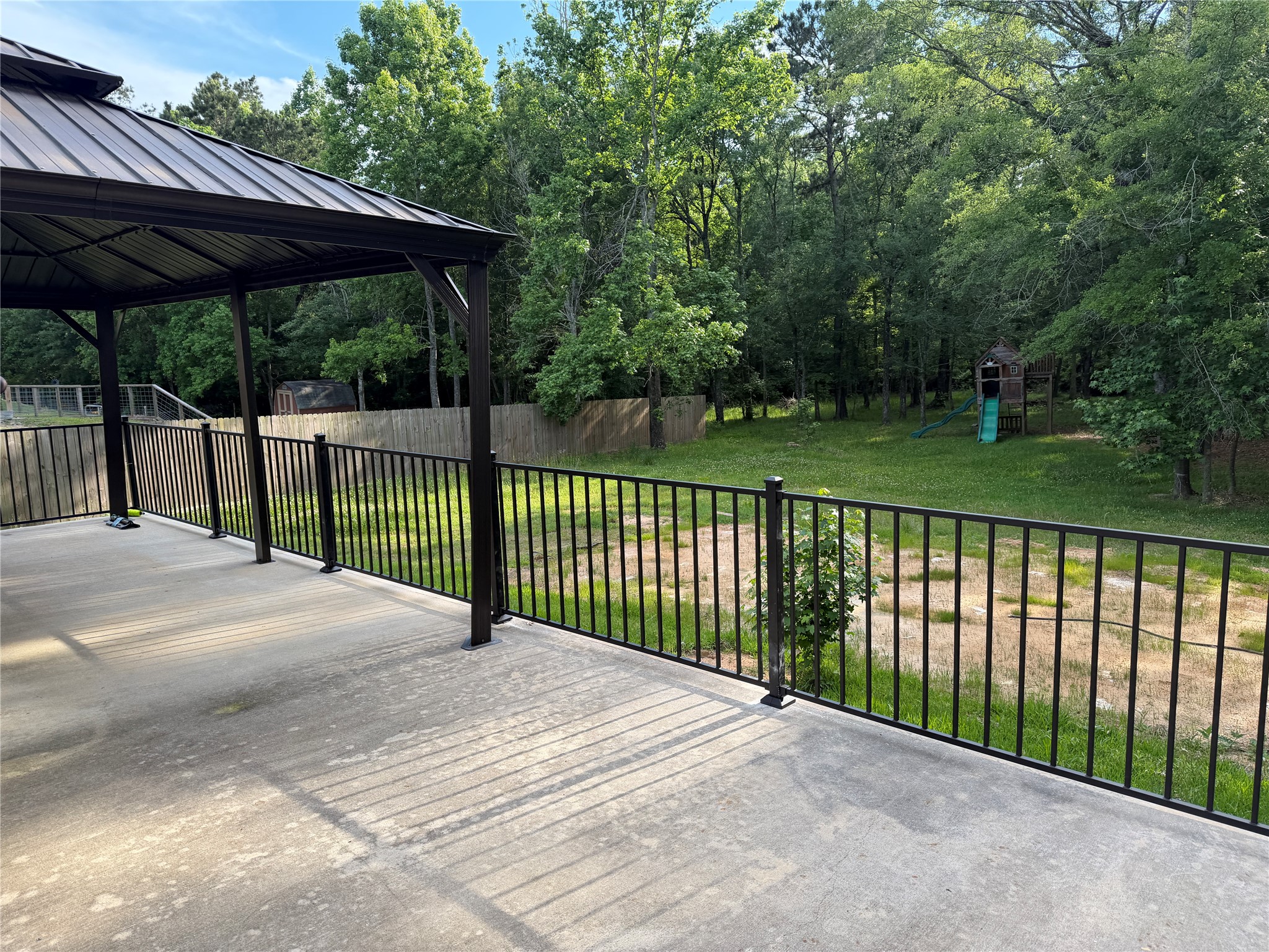 10621 Sunflower Drive Property Photo 4
