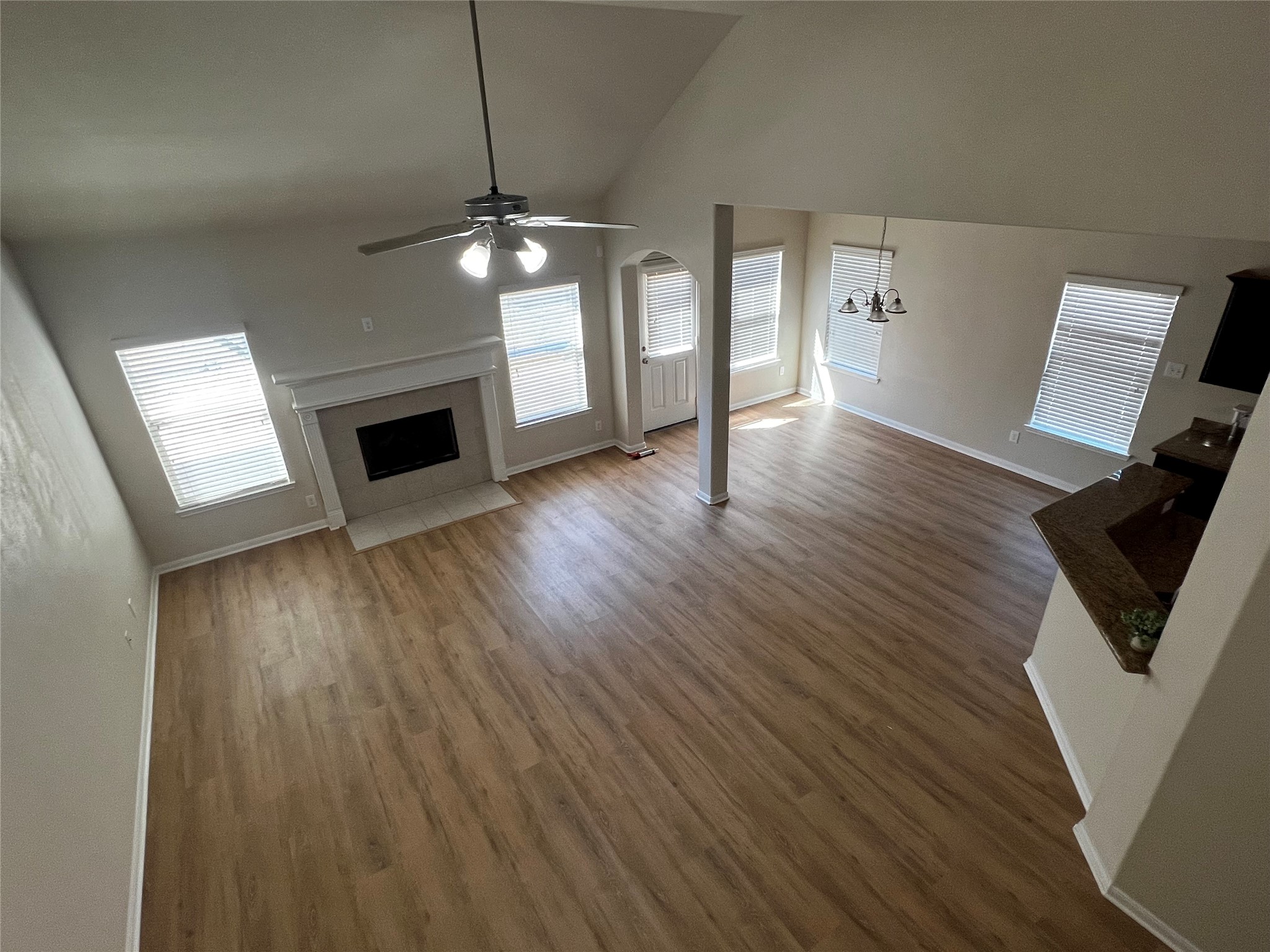 10621 Sunflower Drive Property Photo 9