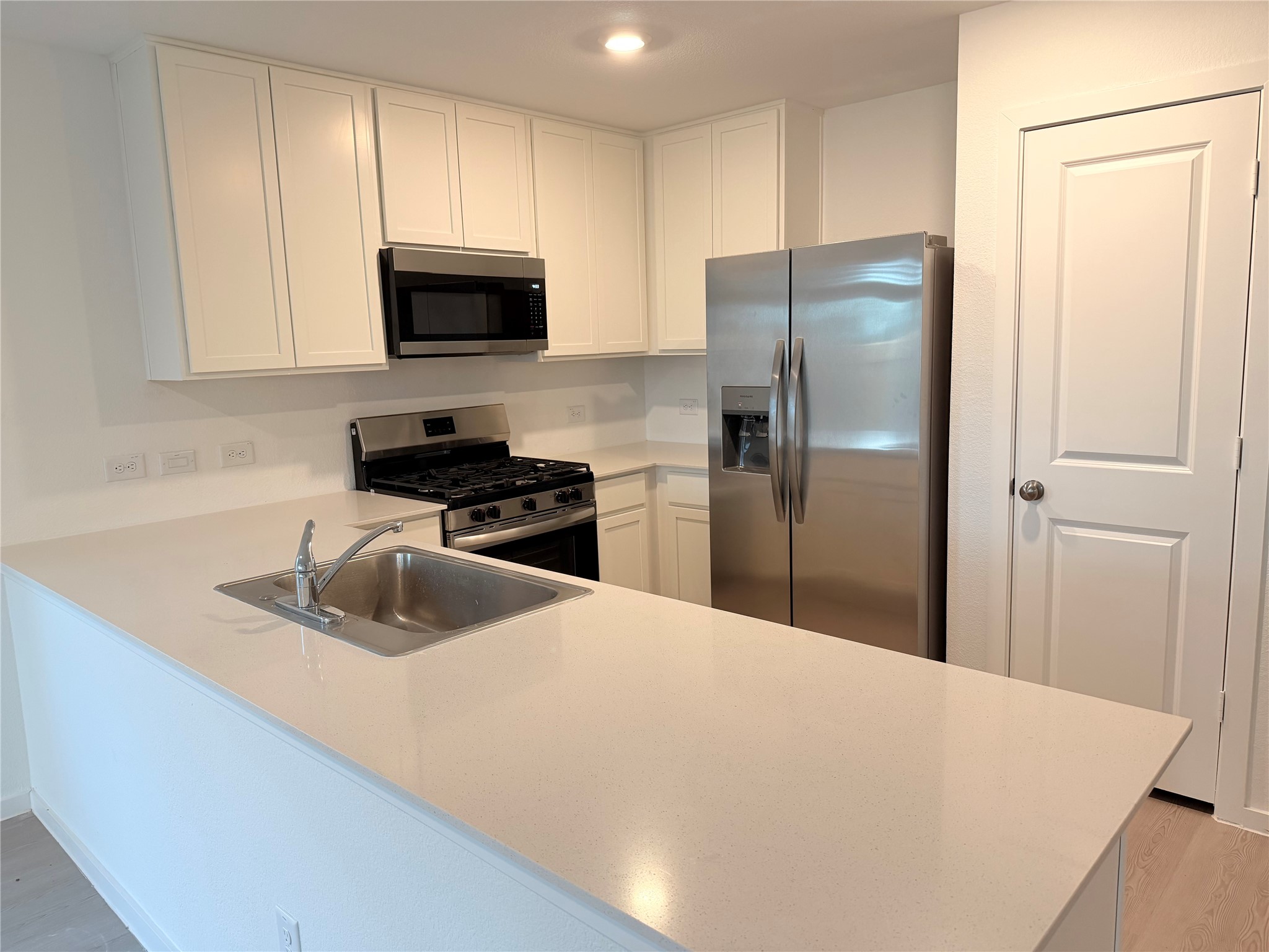 1308 Wharton Lakes Boulevard Property Photo 7