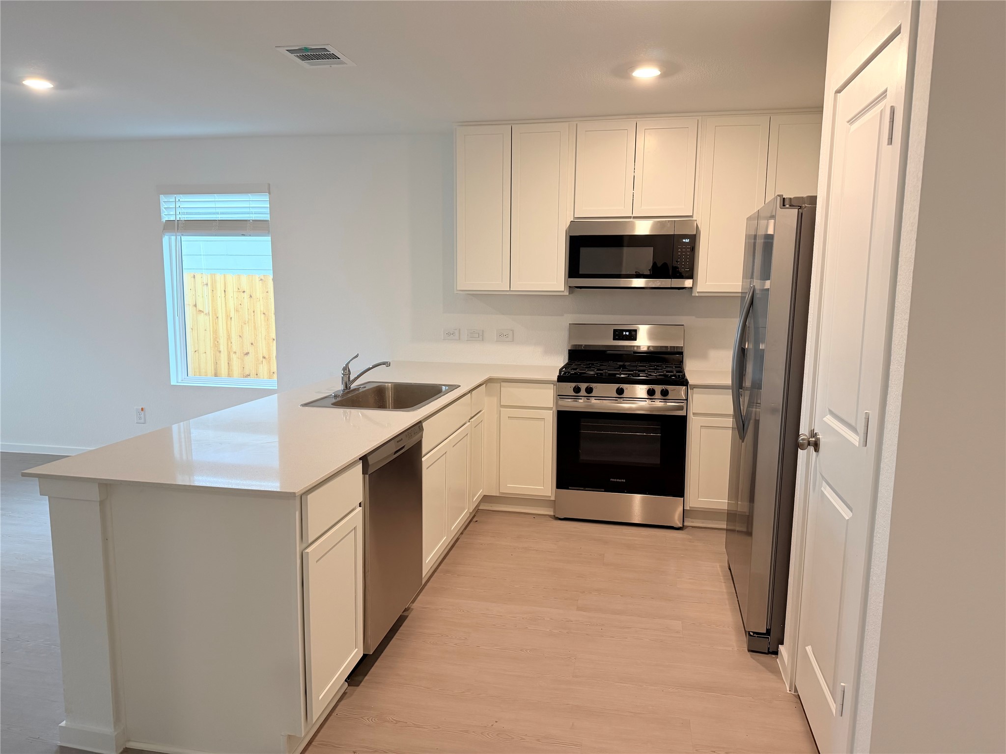 1308 Wharton Lakes Boulevard Property Photo 8