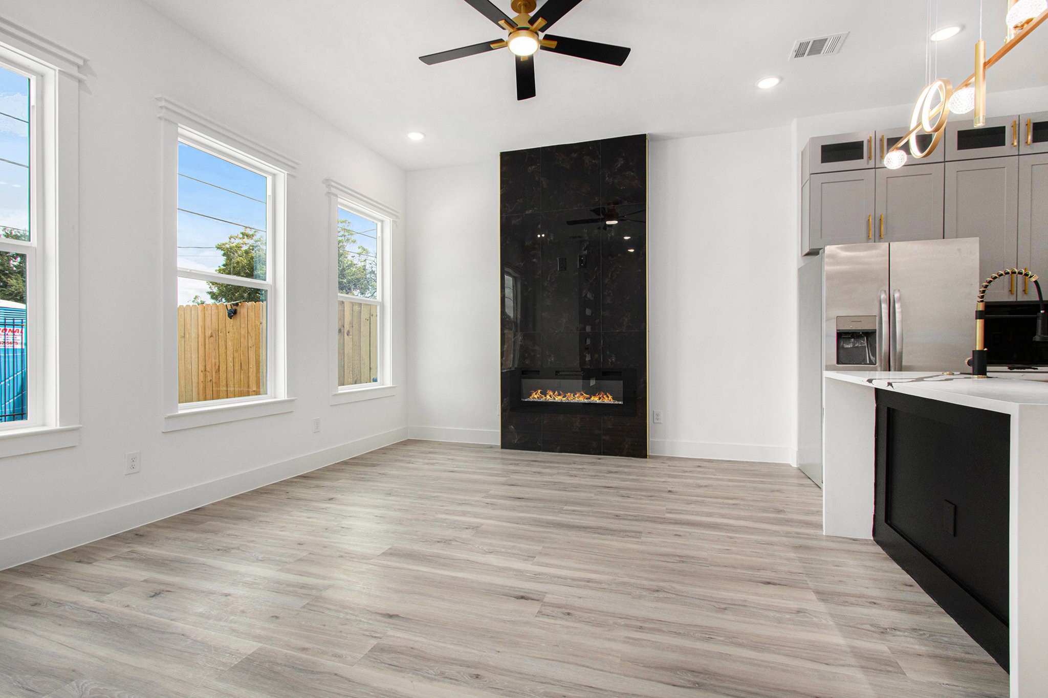 3652 Seabrook Street A/b Property Photo 8