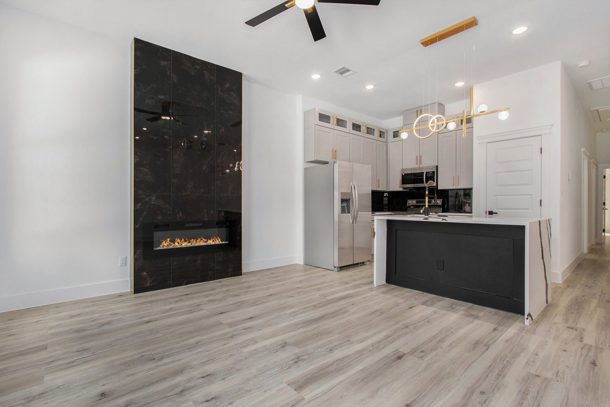 3652 Seabrook Street A/b Property Photo 9