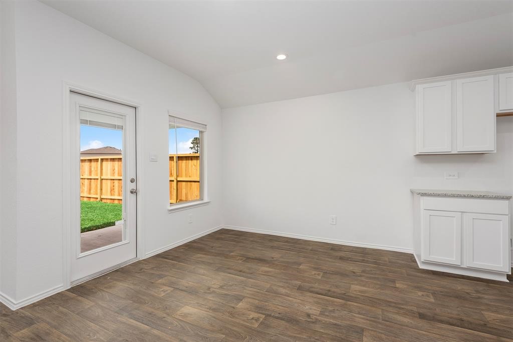 20352 Tembec Drive Property Photo 6