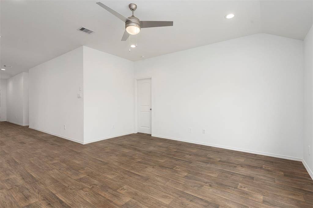 20352 Tembec Drive Property Photo 11